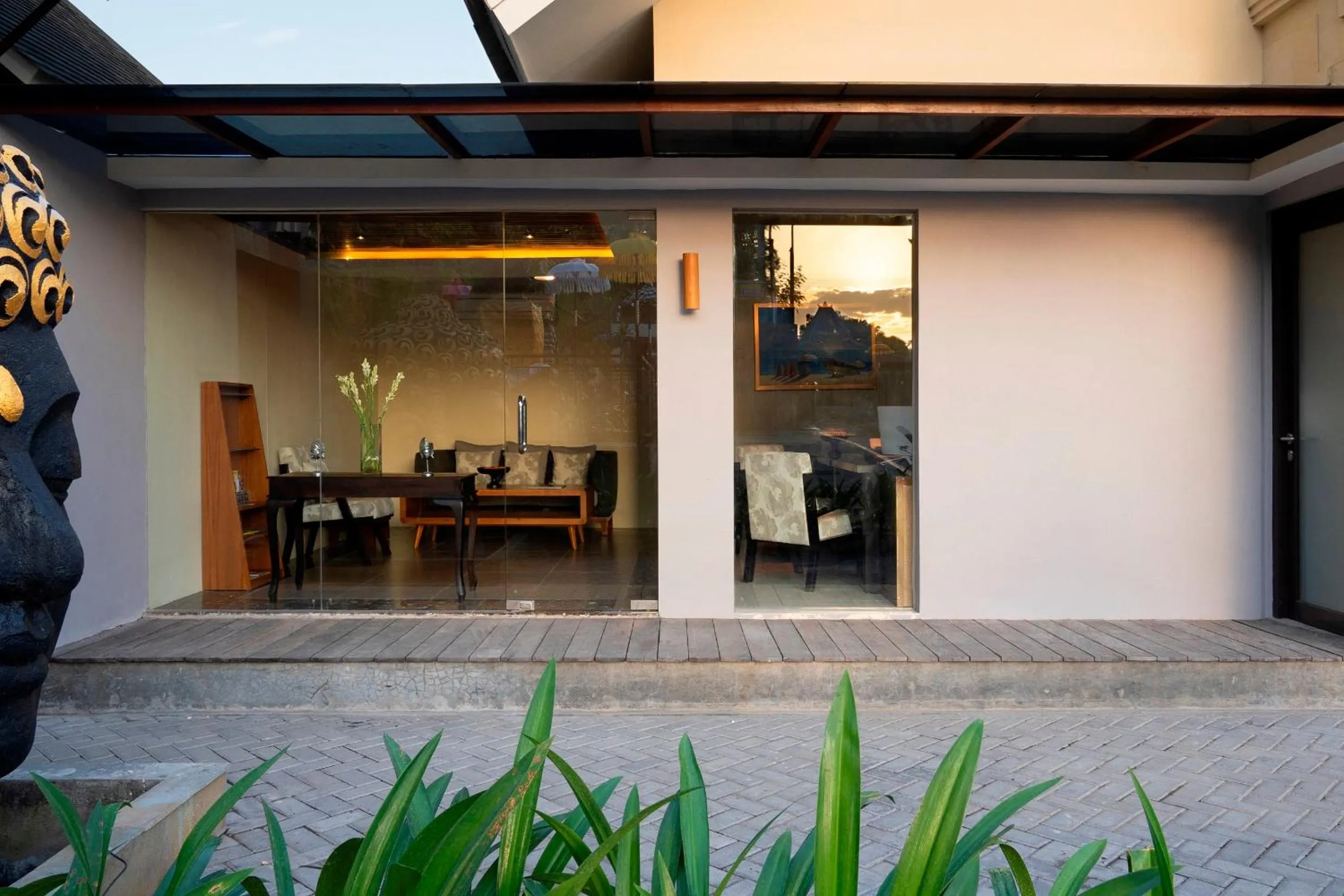 Day in La Paradis Villa