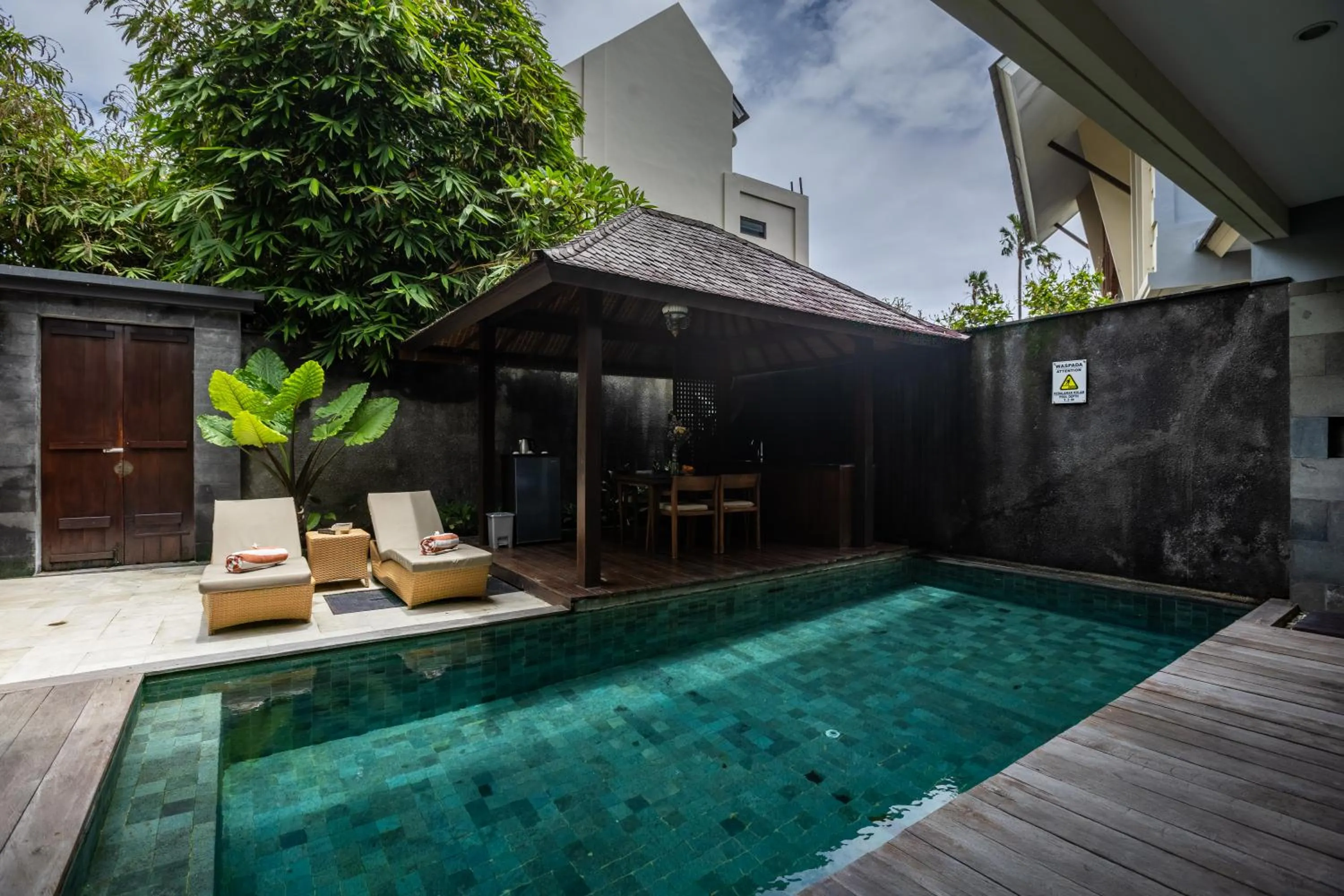 Property building in La Paradis Villa