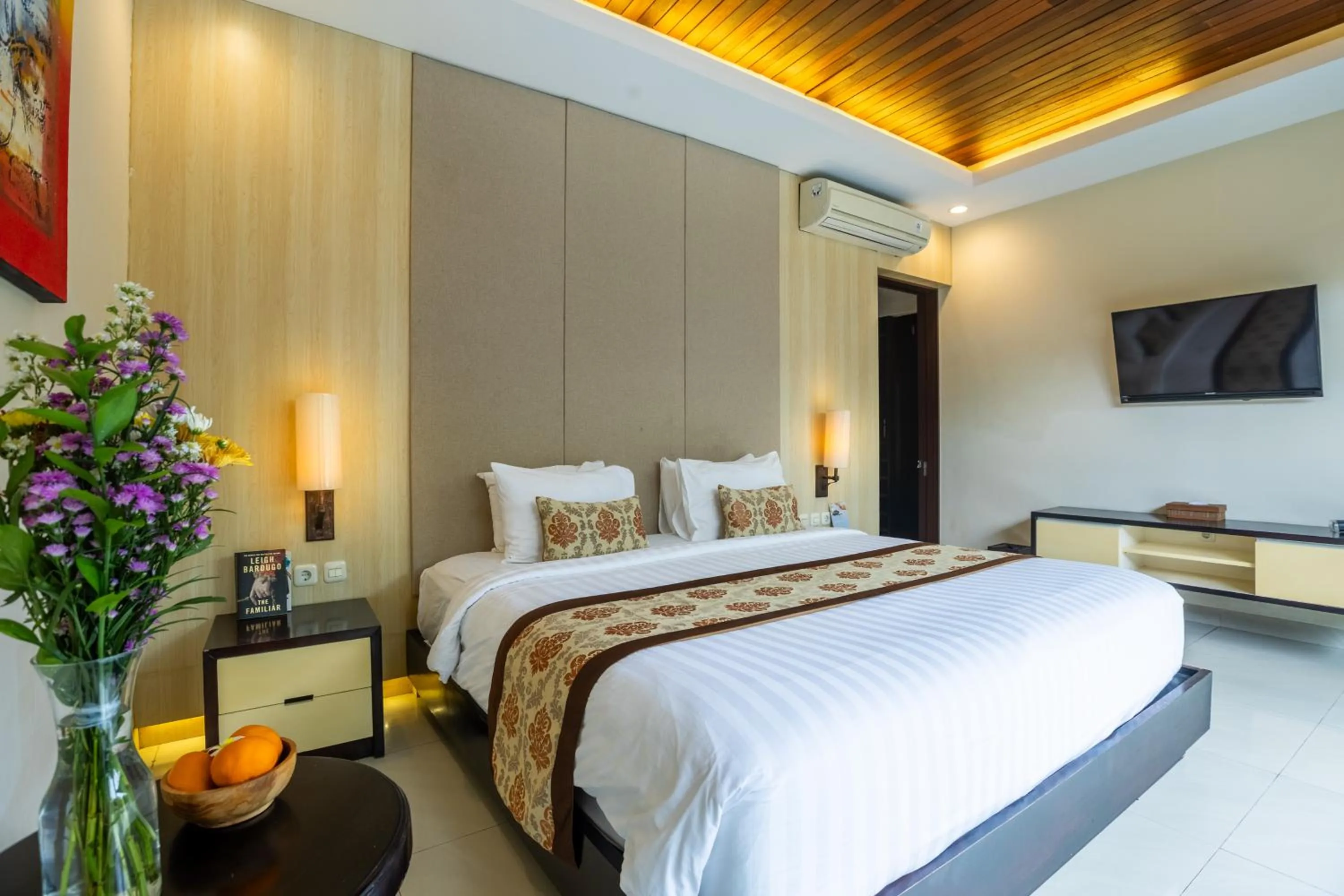 Bed in La Paradis Villa