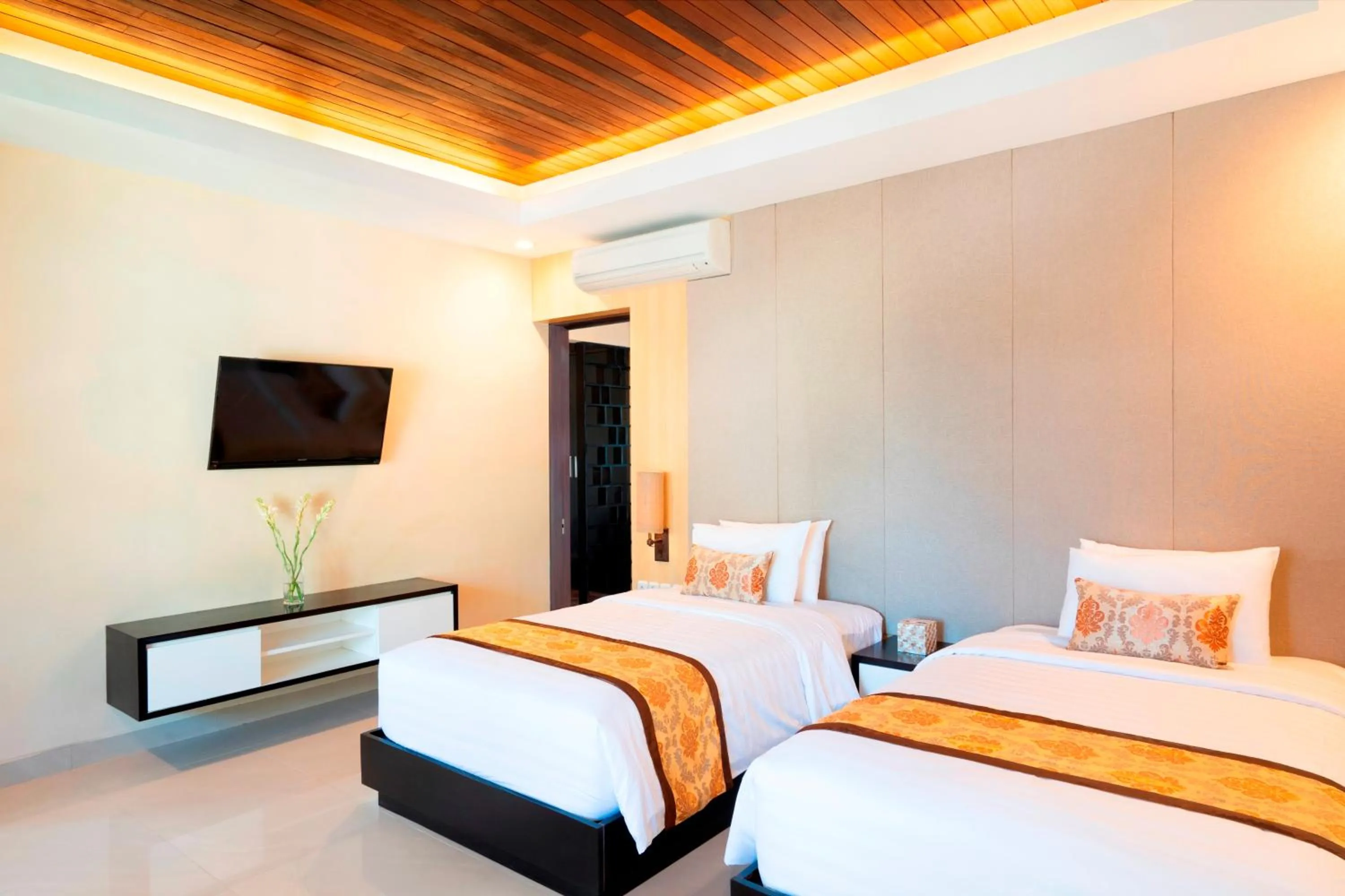 Bed in La Paradis Villa