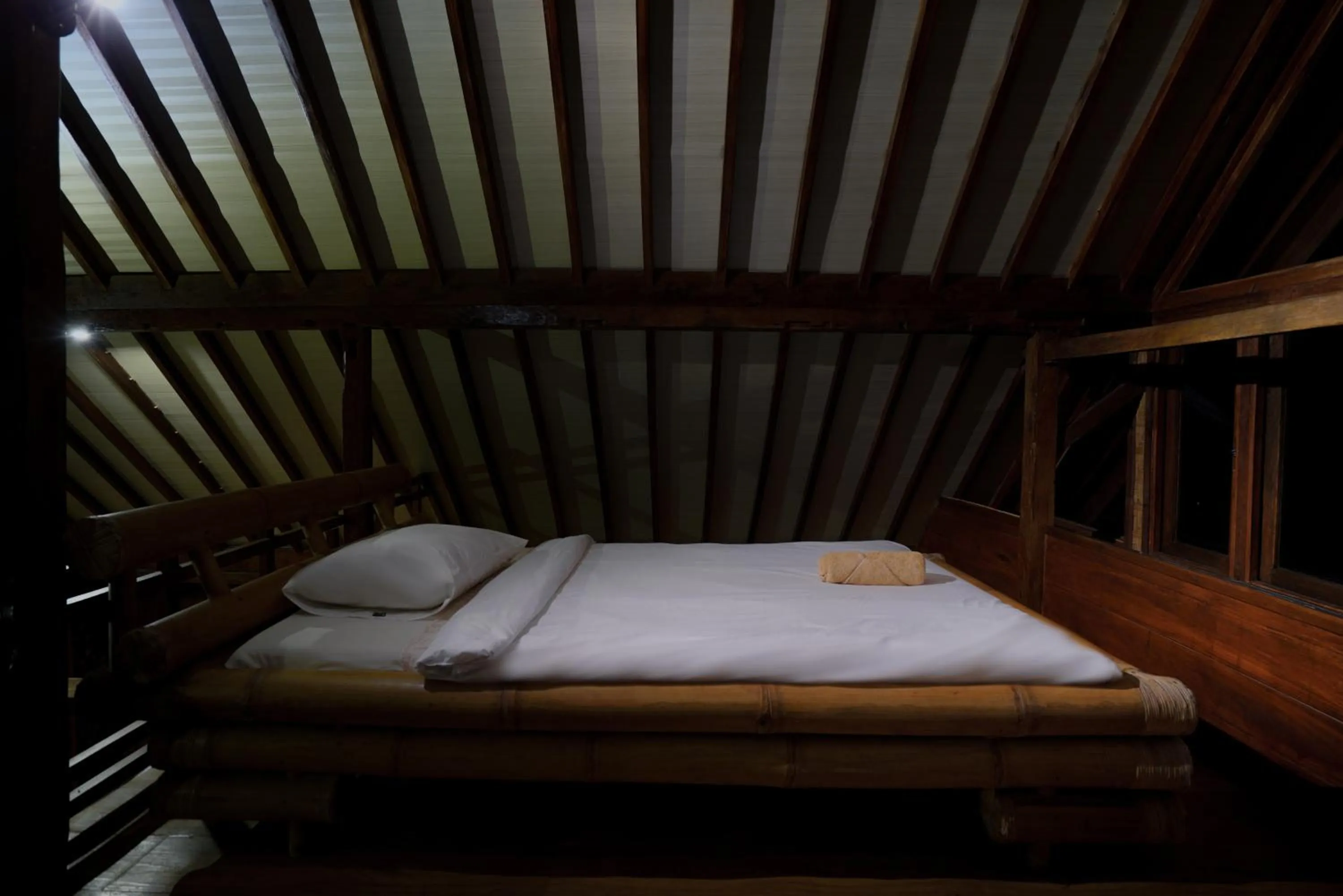 Bed in Pondok Pitaya Balian Hotel