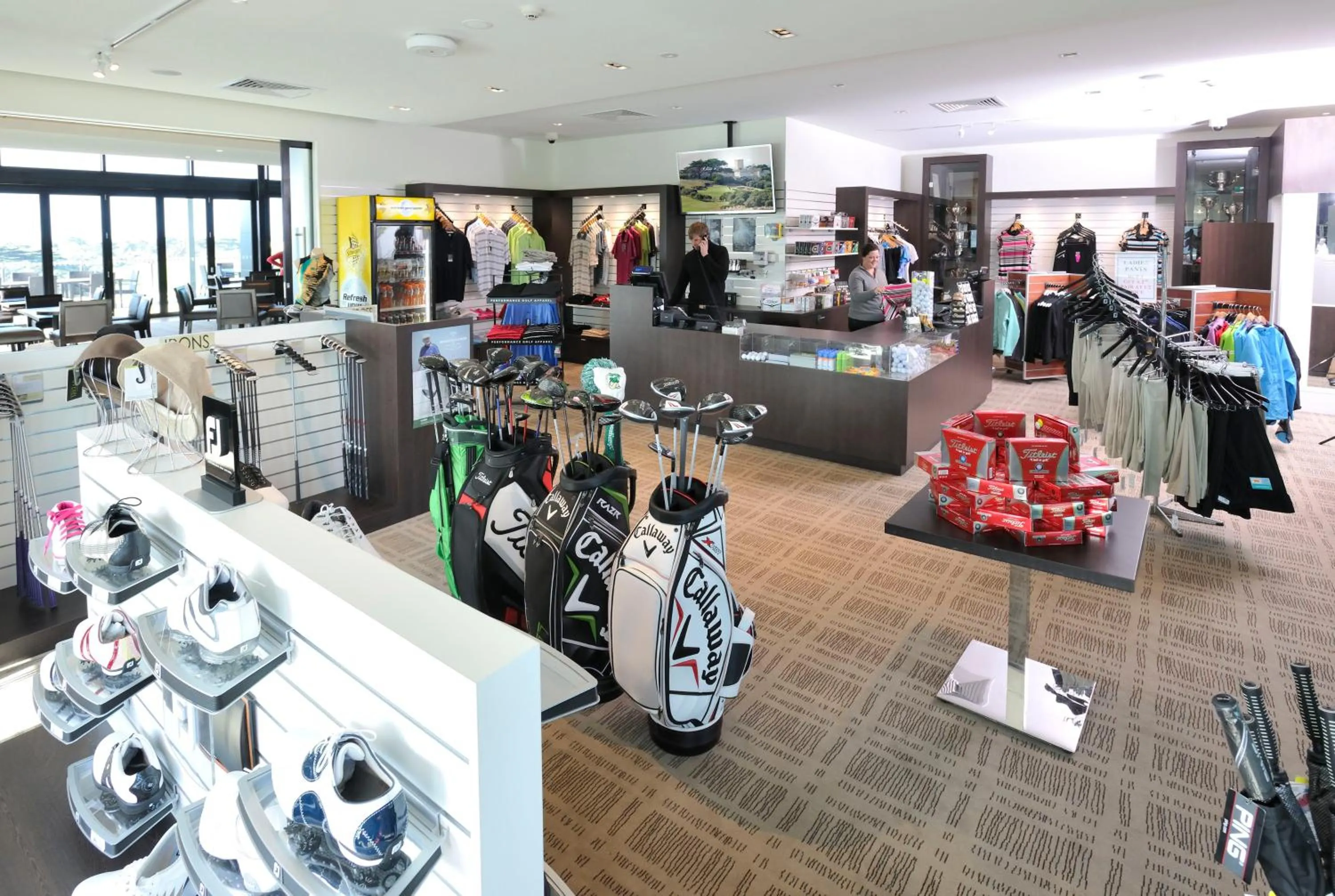 On-site shops in Mercure Portsea & Portsea Golf Club