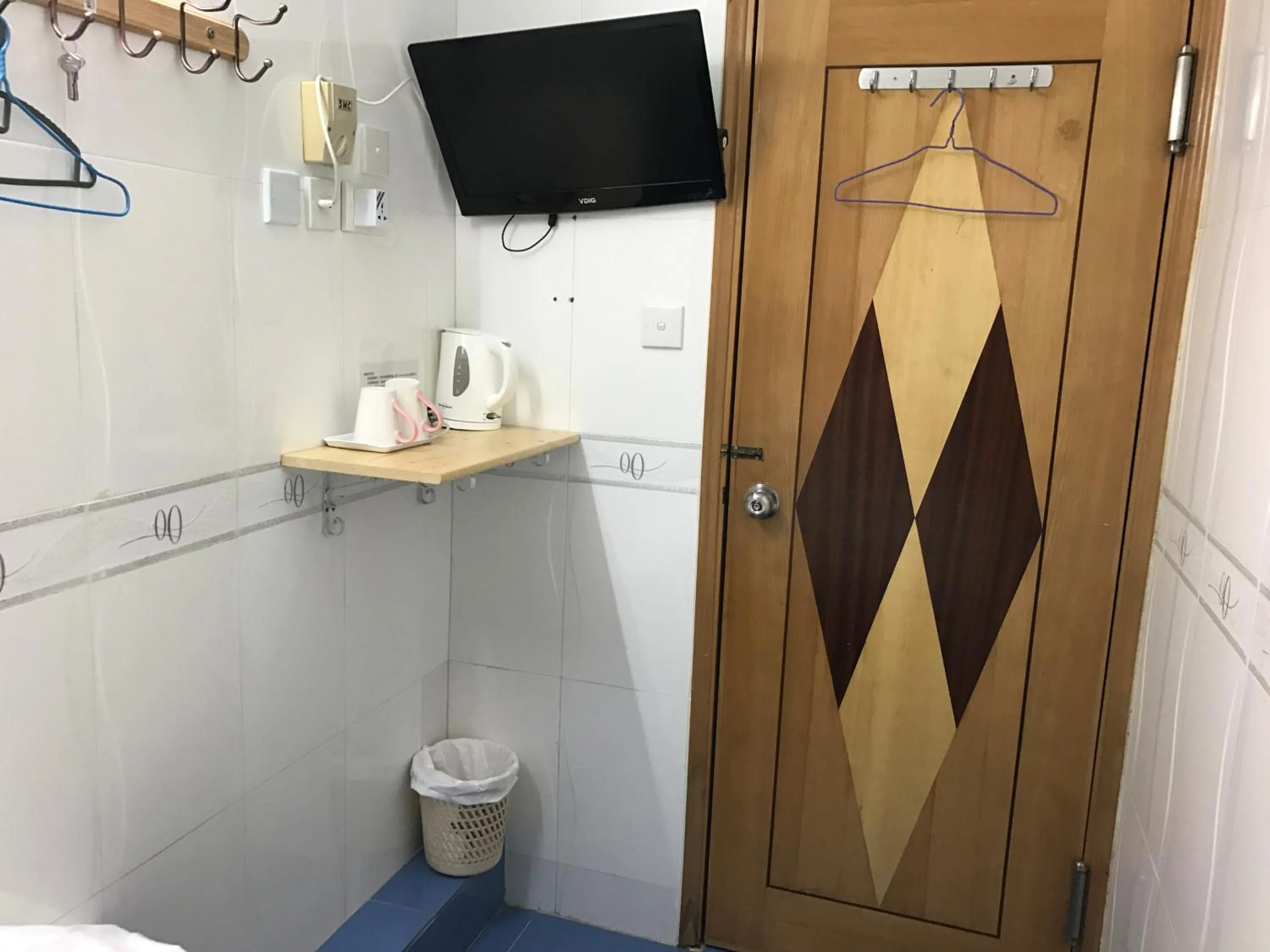 Decorative detail in Beverly Guest House