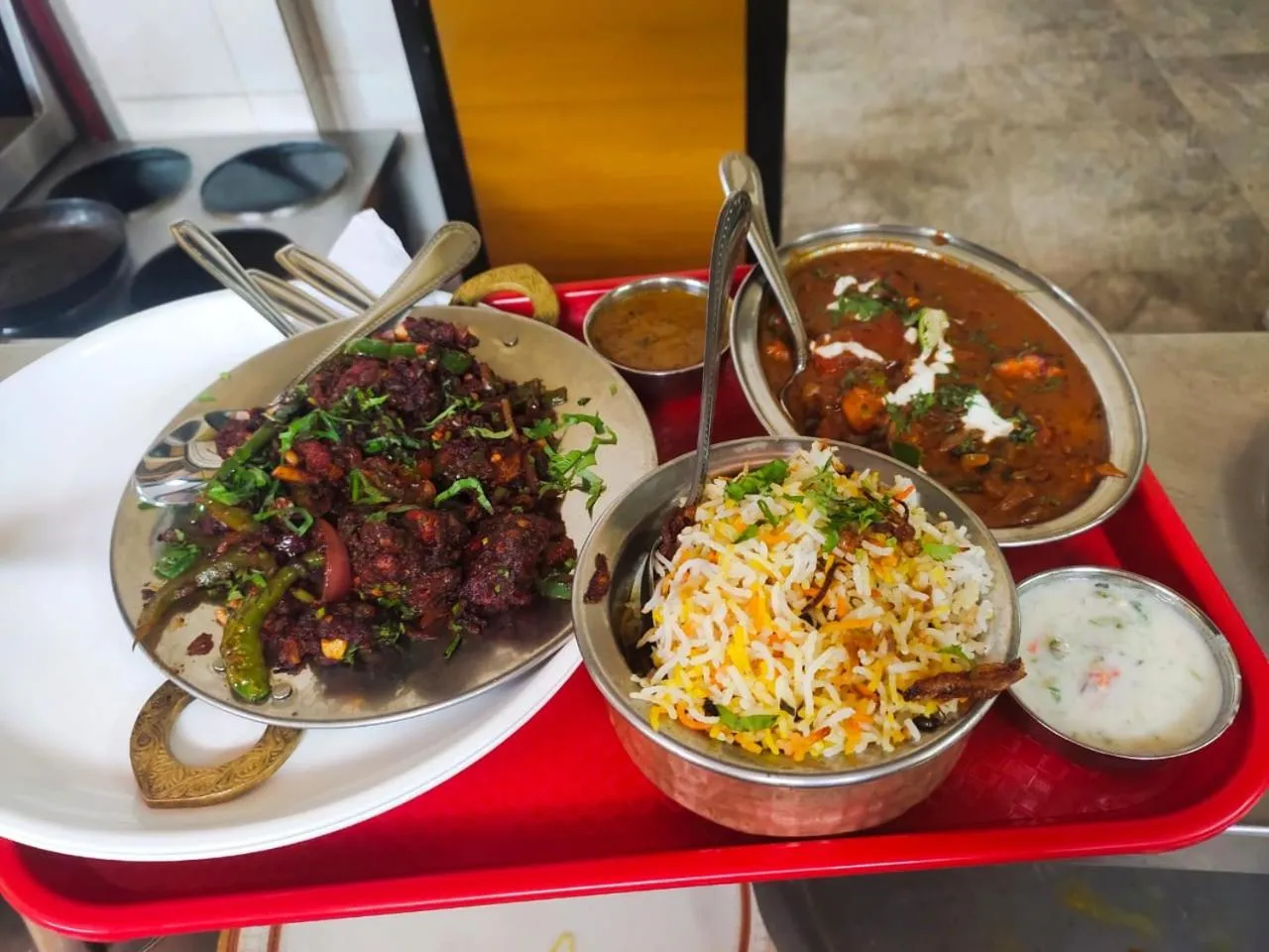 Restaurant/places to eat in Gaurika Residency Boarding & Lodging - Padubidri