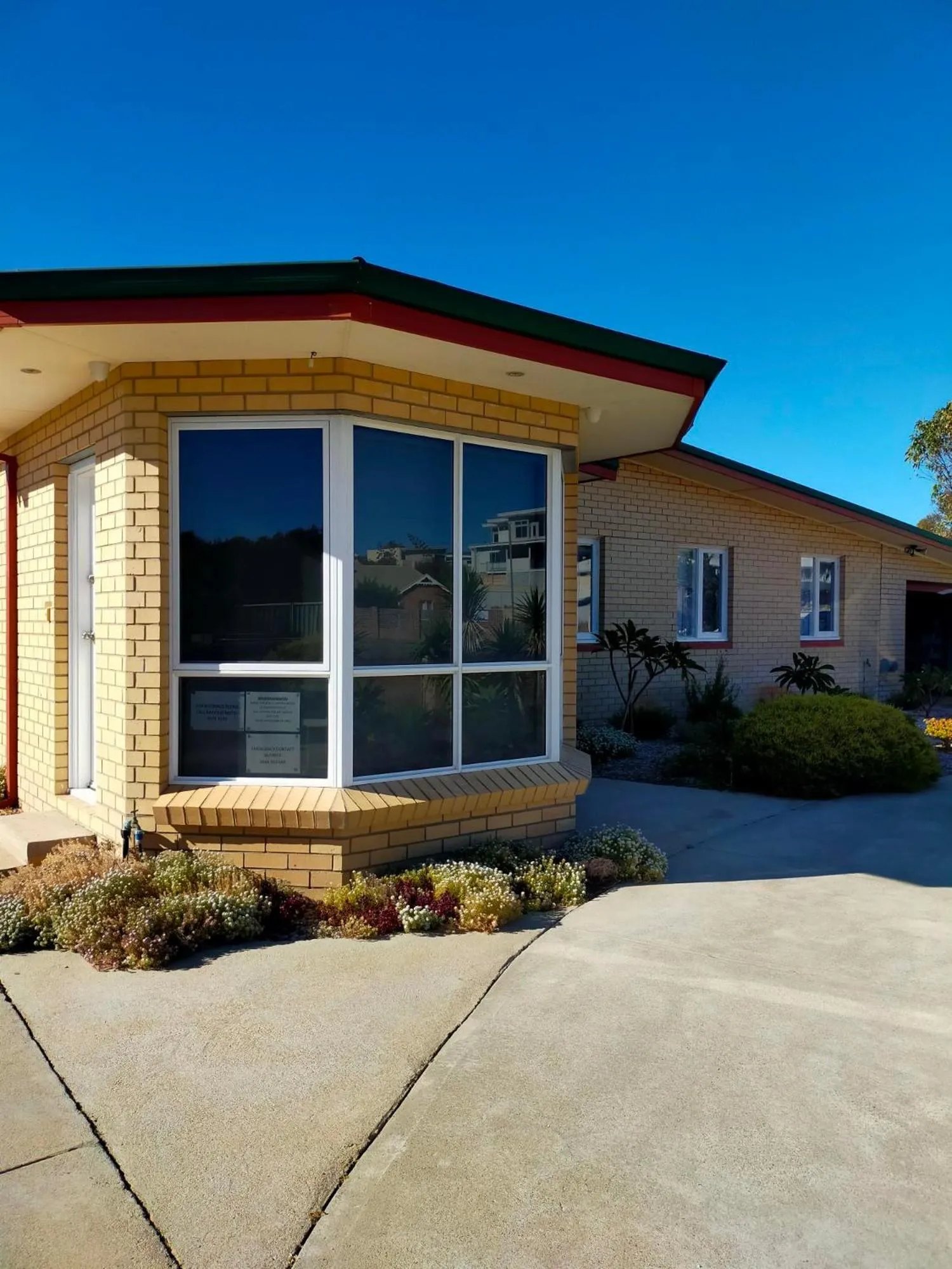 Property building in Bayview Motel