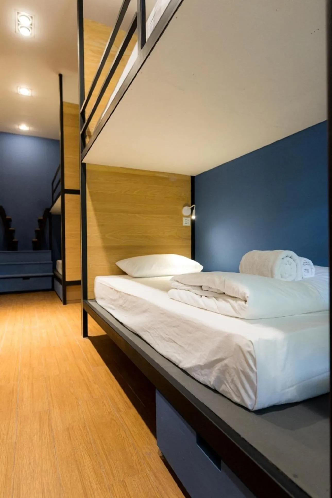 Bed in A Bangkok Journey