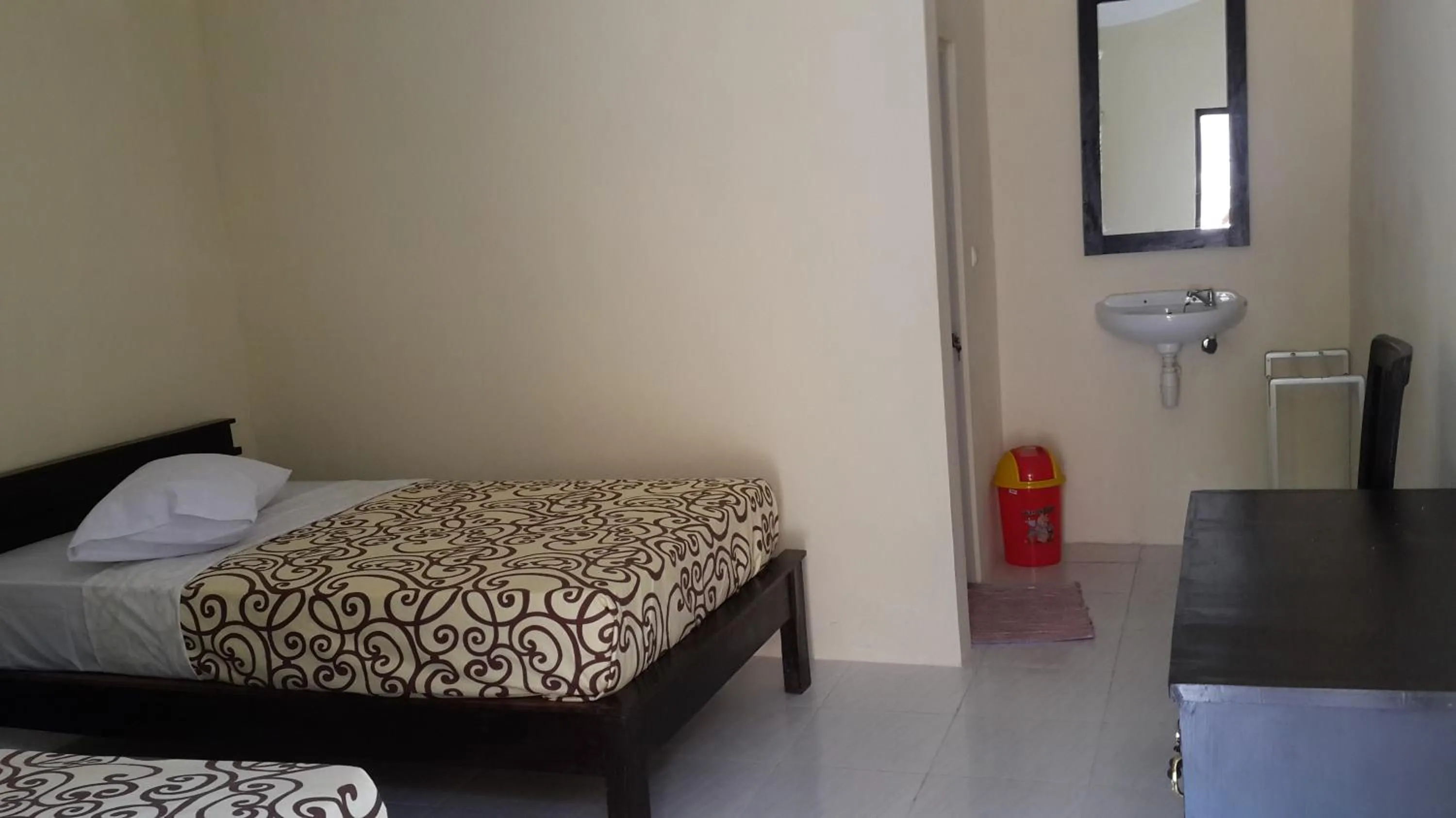 Photo of the whole room, Bed in Belong Bunter Homestay