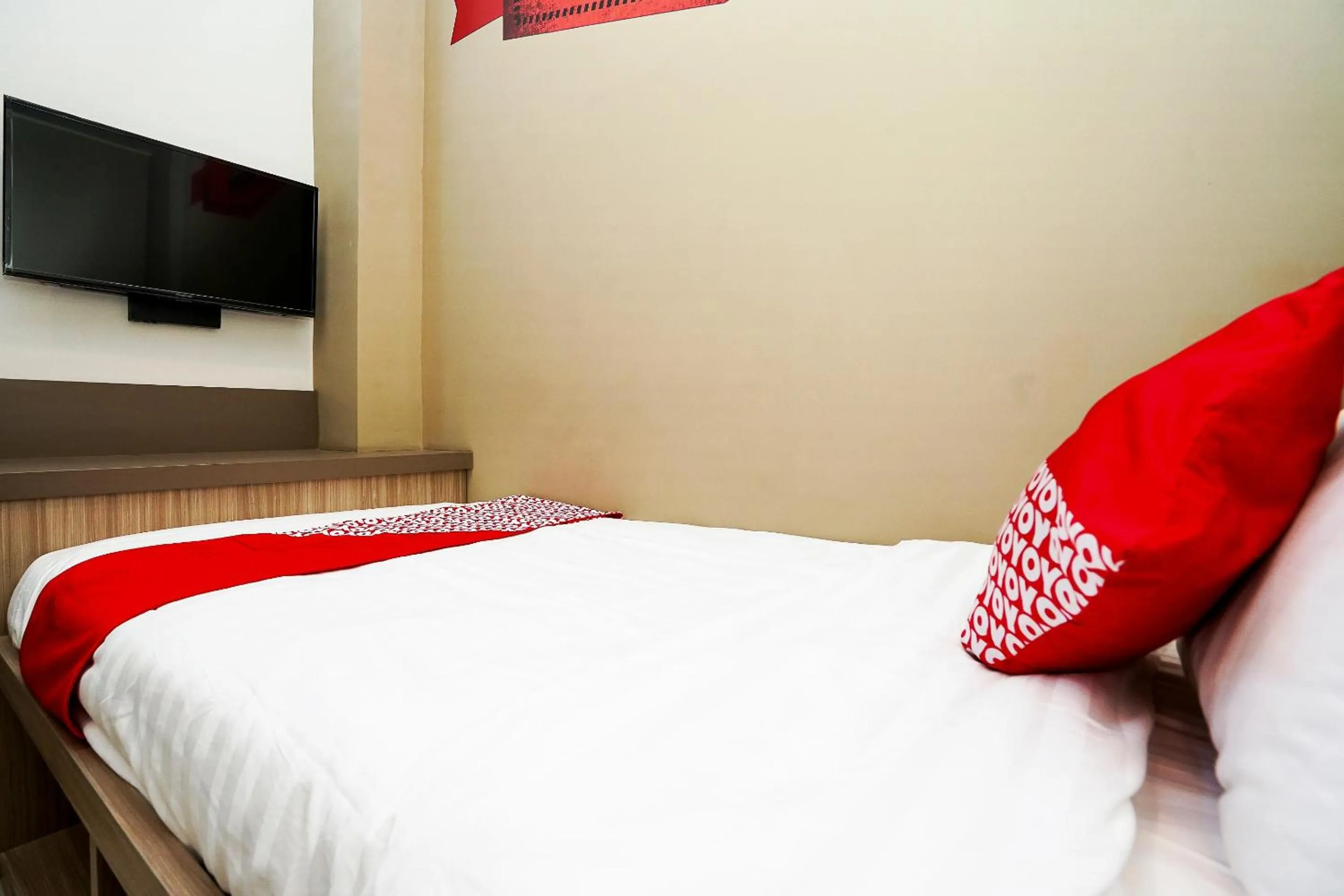 Bedroom in Super OYO Capital O 614 Graha 8 Syariah