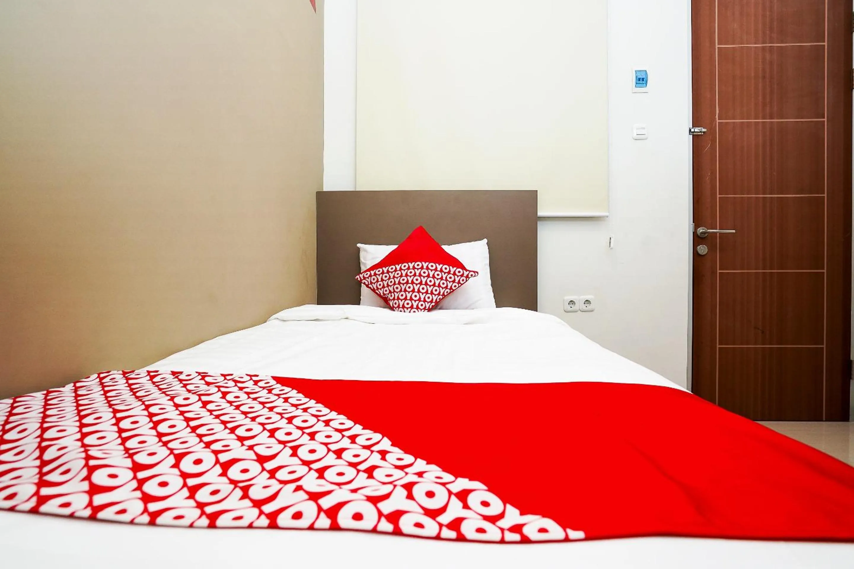 Bedroom in Super OYO Capital O 614 Graha 8 Syariah