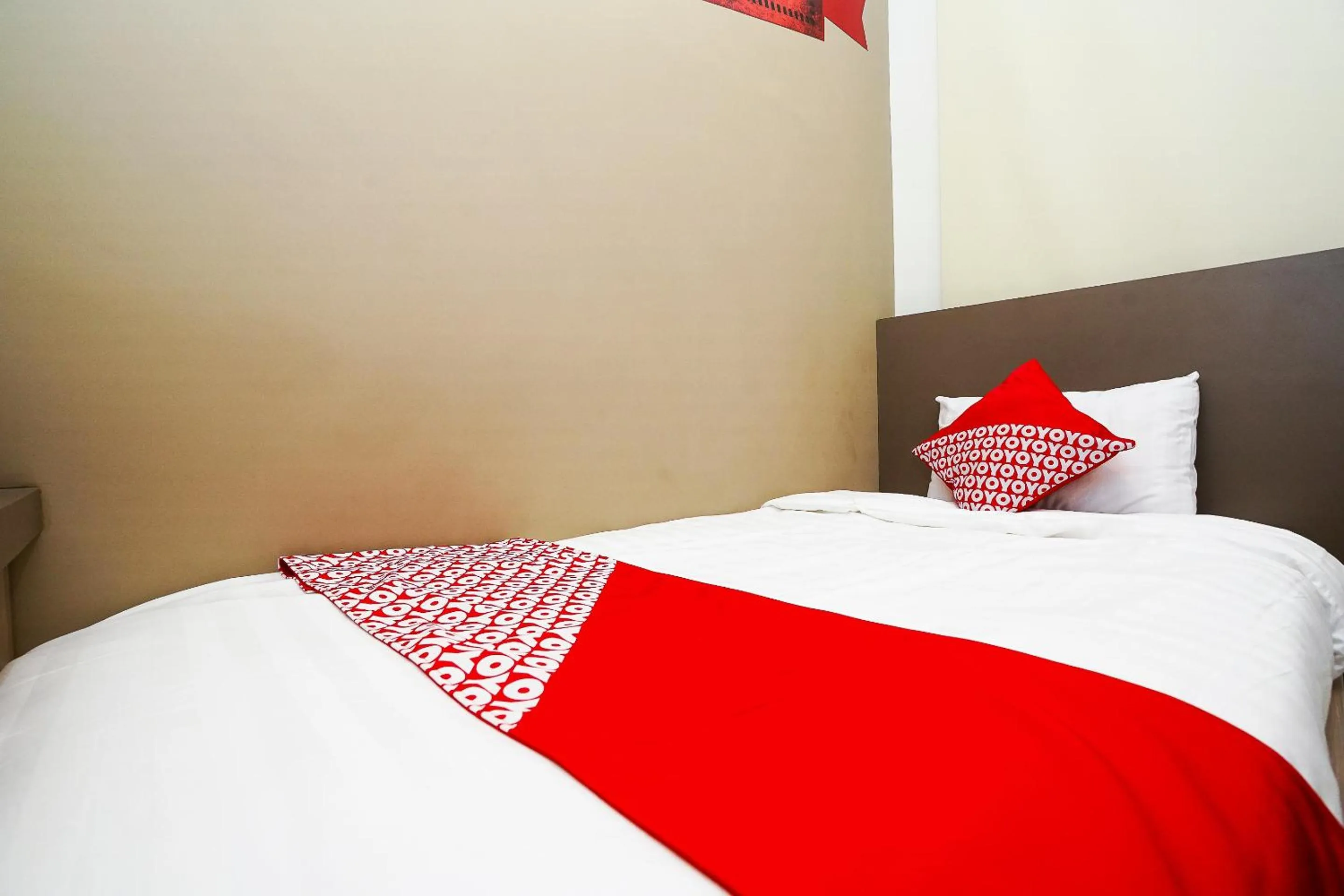 Bedroom in Super OYO Capital O 614 Graha 8 Syariah