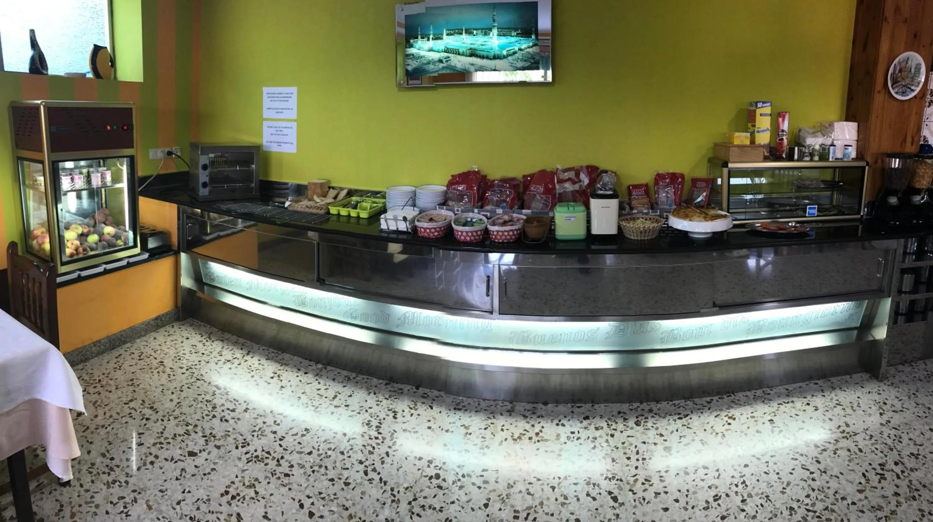 Breakfast in Hotel Galicia