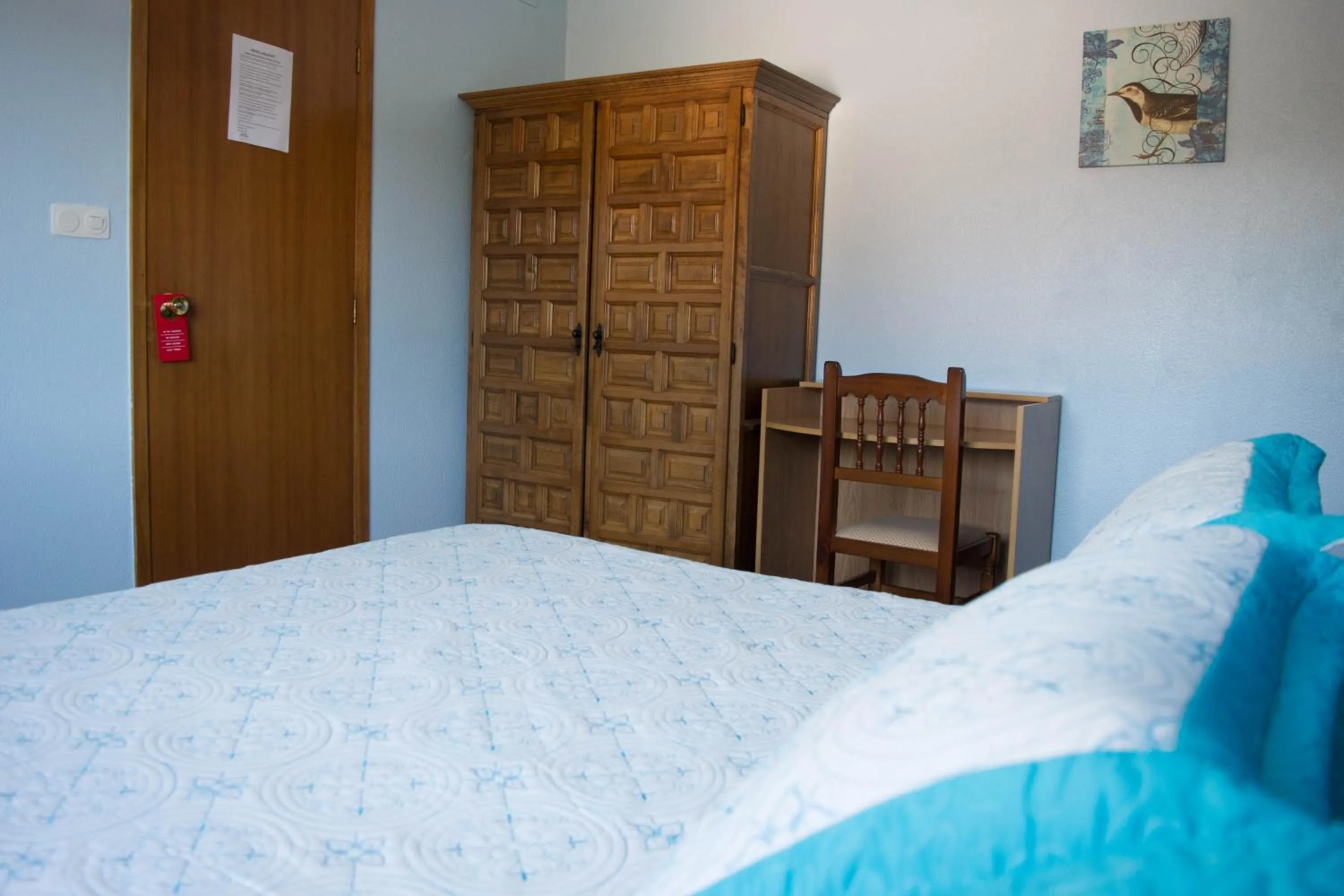 Photo of the whole room in Hotel Galicia