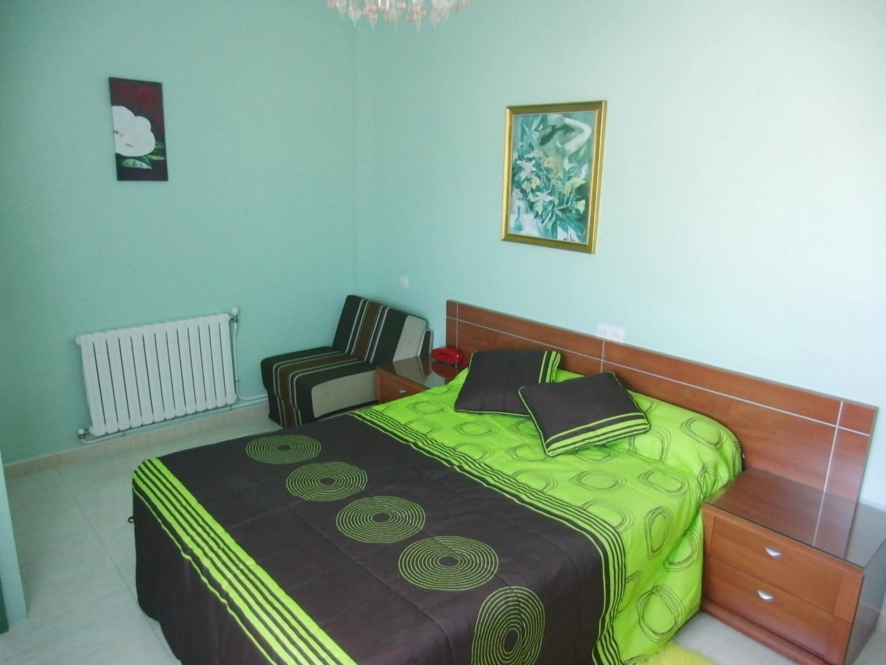 Photo of the whole room in Hotel Galicia