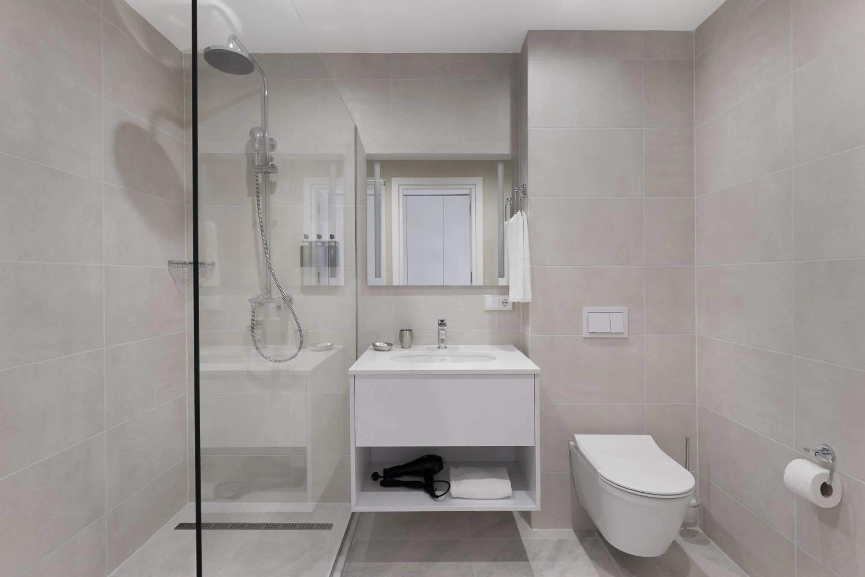 Shower in Boulevard Hotel Batumi