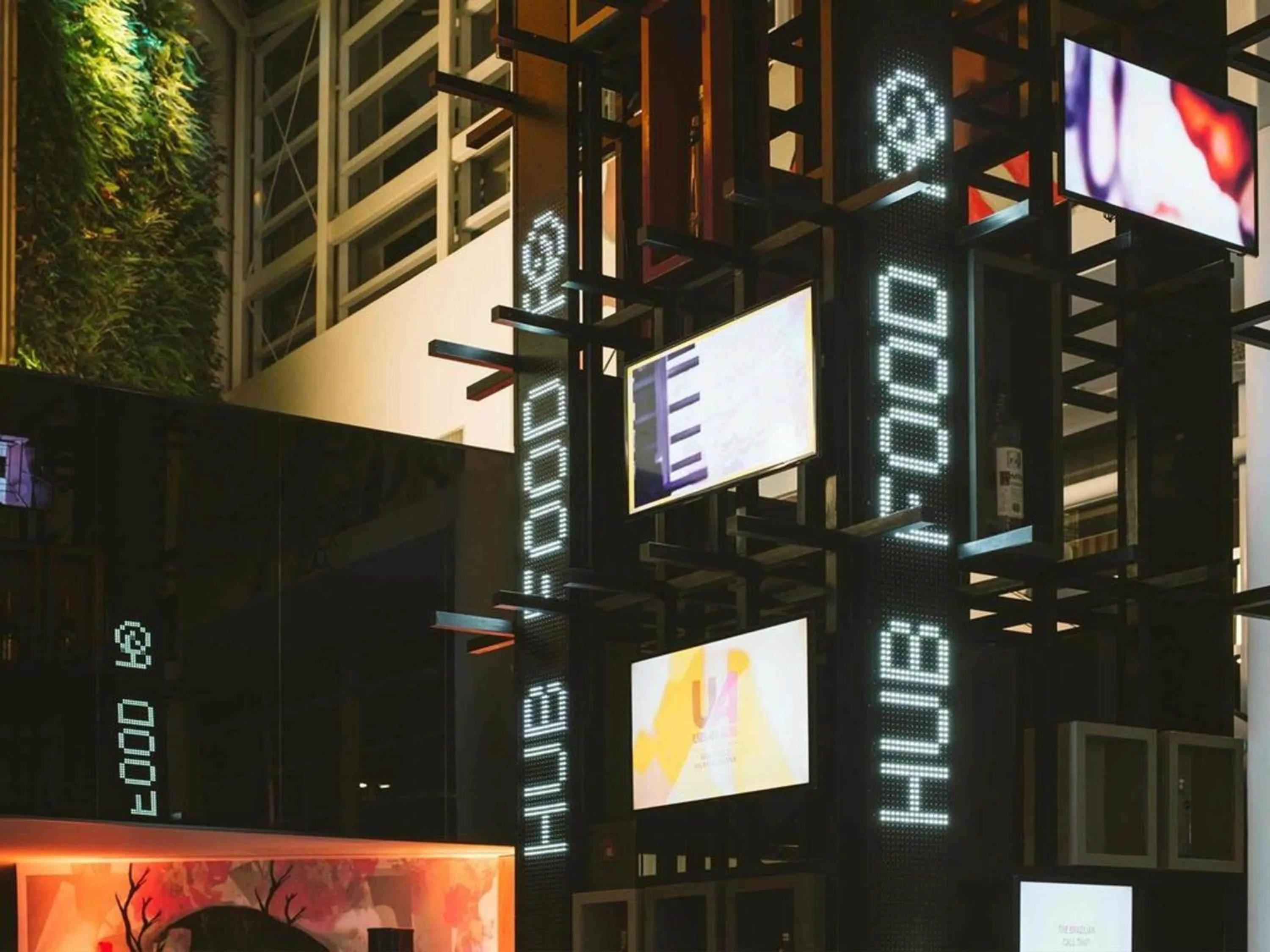 Lounge or bar in Pullman Sao Paulo Vila Olimpia