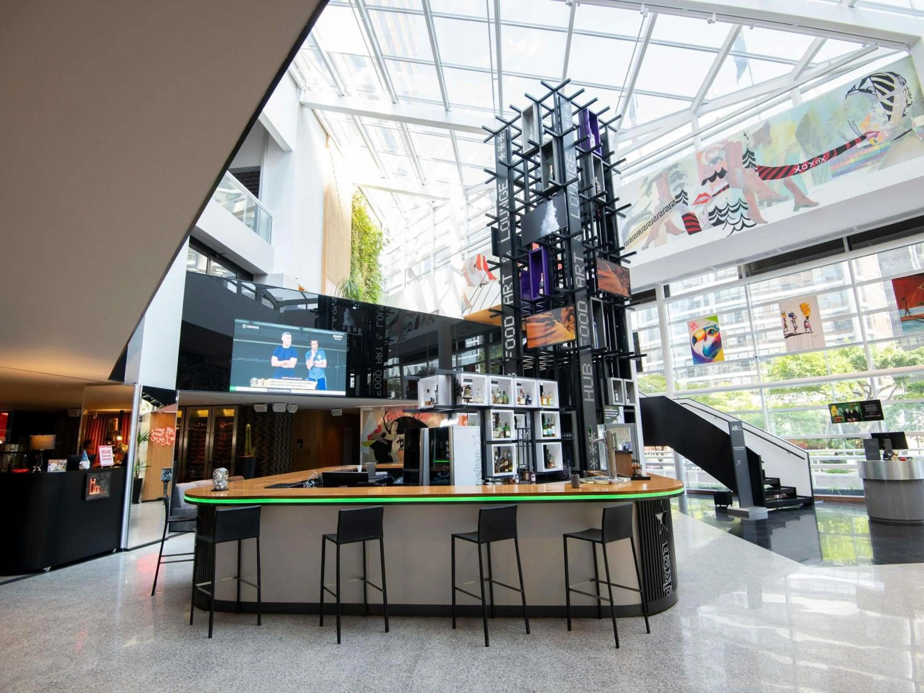 Property building in Pullman Sao Paulo Vila Olimpia