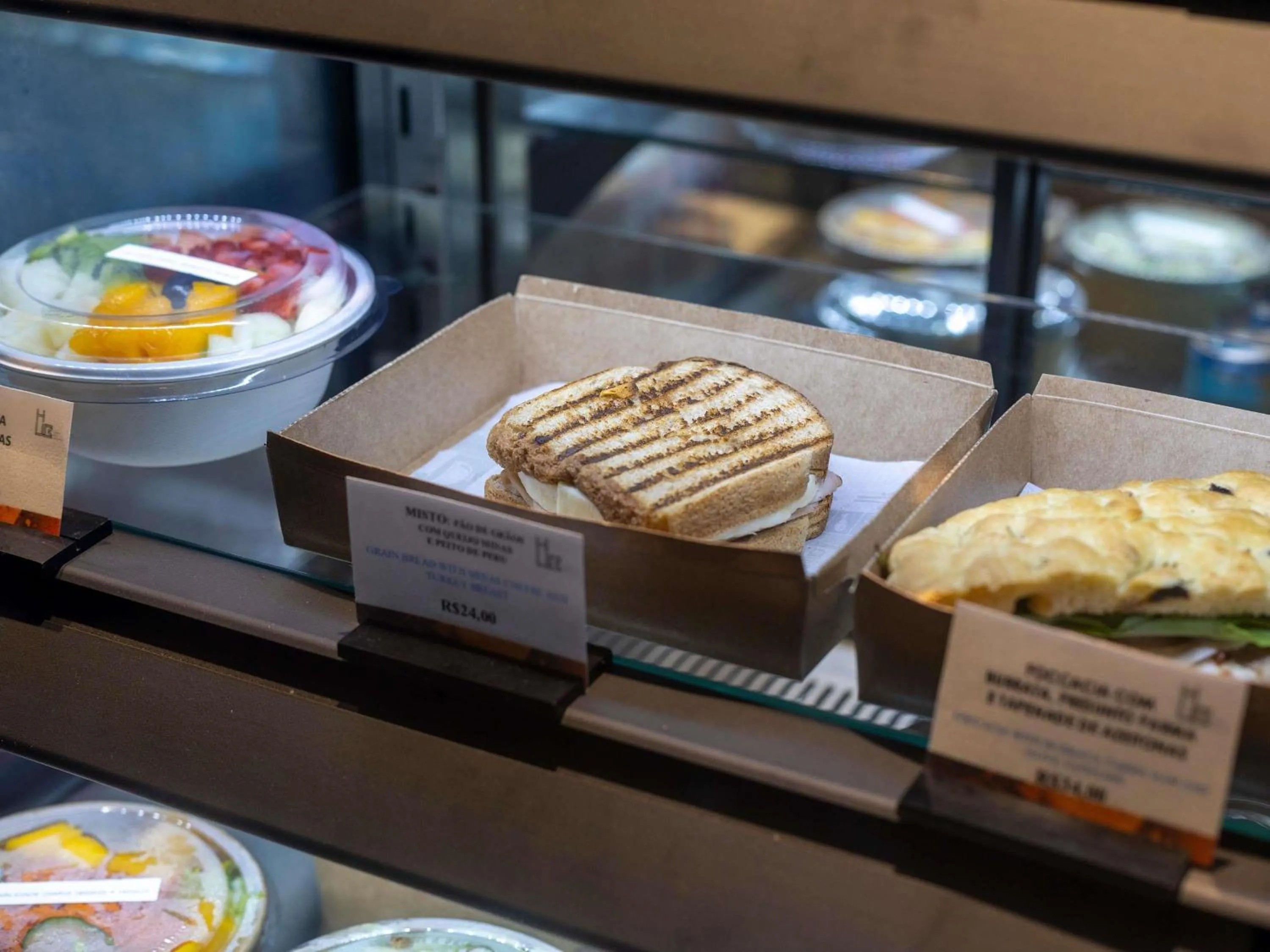 Restaurant/places to eat in Pullman Sao Paulo Vila Olimpia