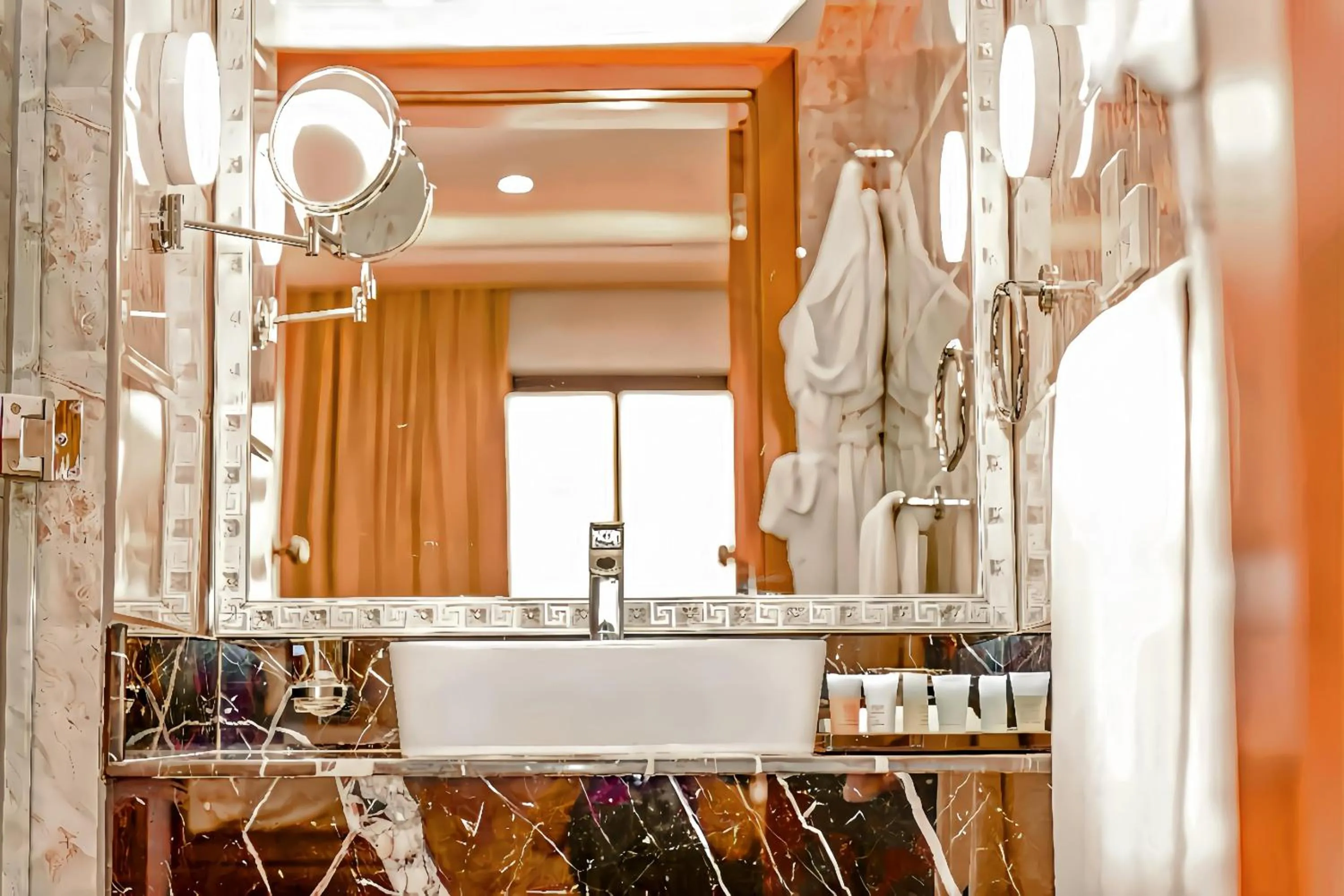 Bathroom in Palma Beach Resort & Spa