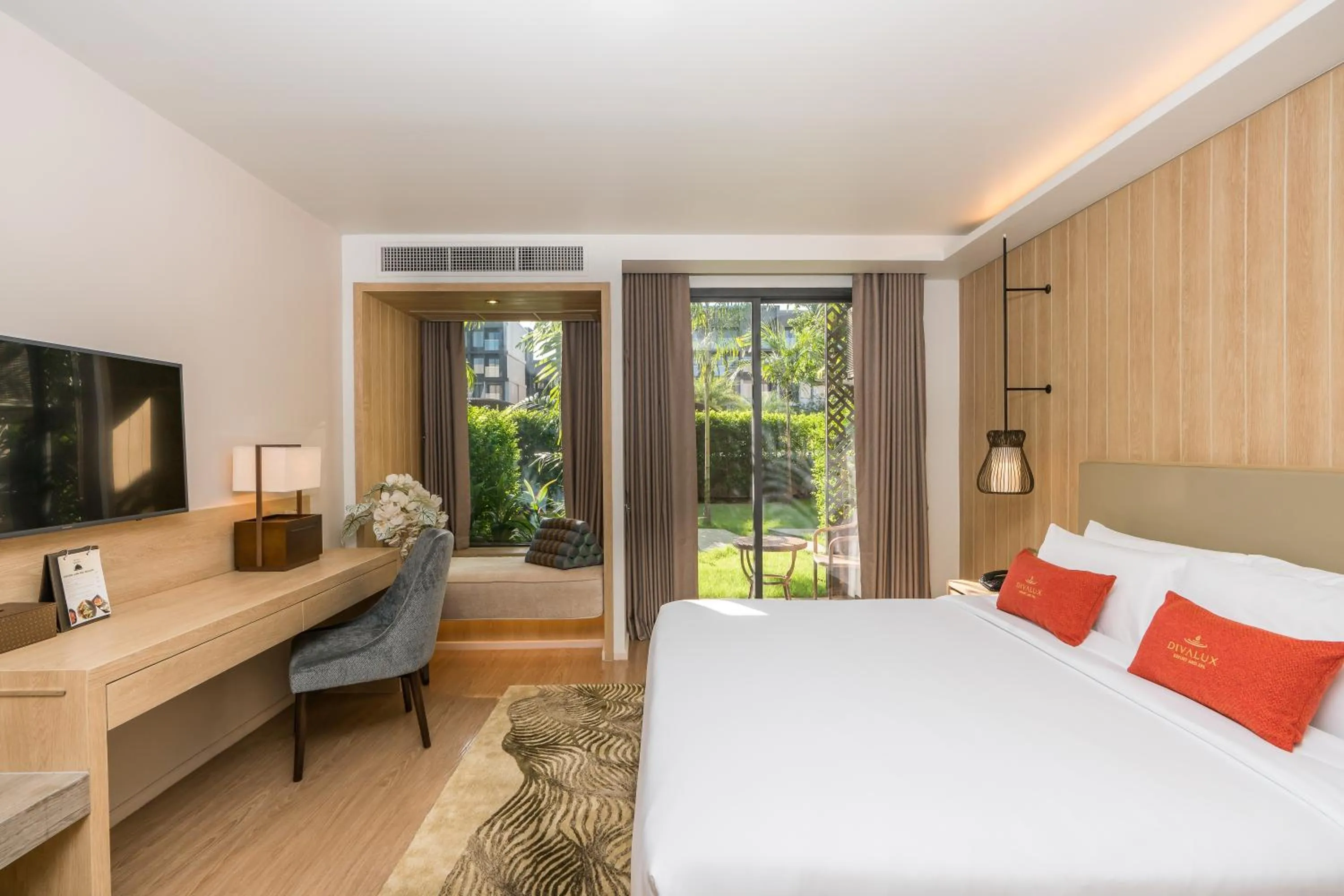 Property building, Bed in Divalux Resort & Spa Bangkok, Suvarnabhumi Airport-Free Shuttle