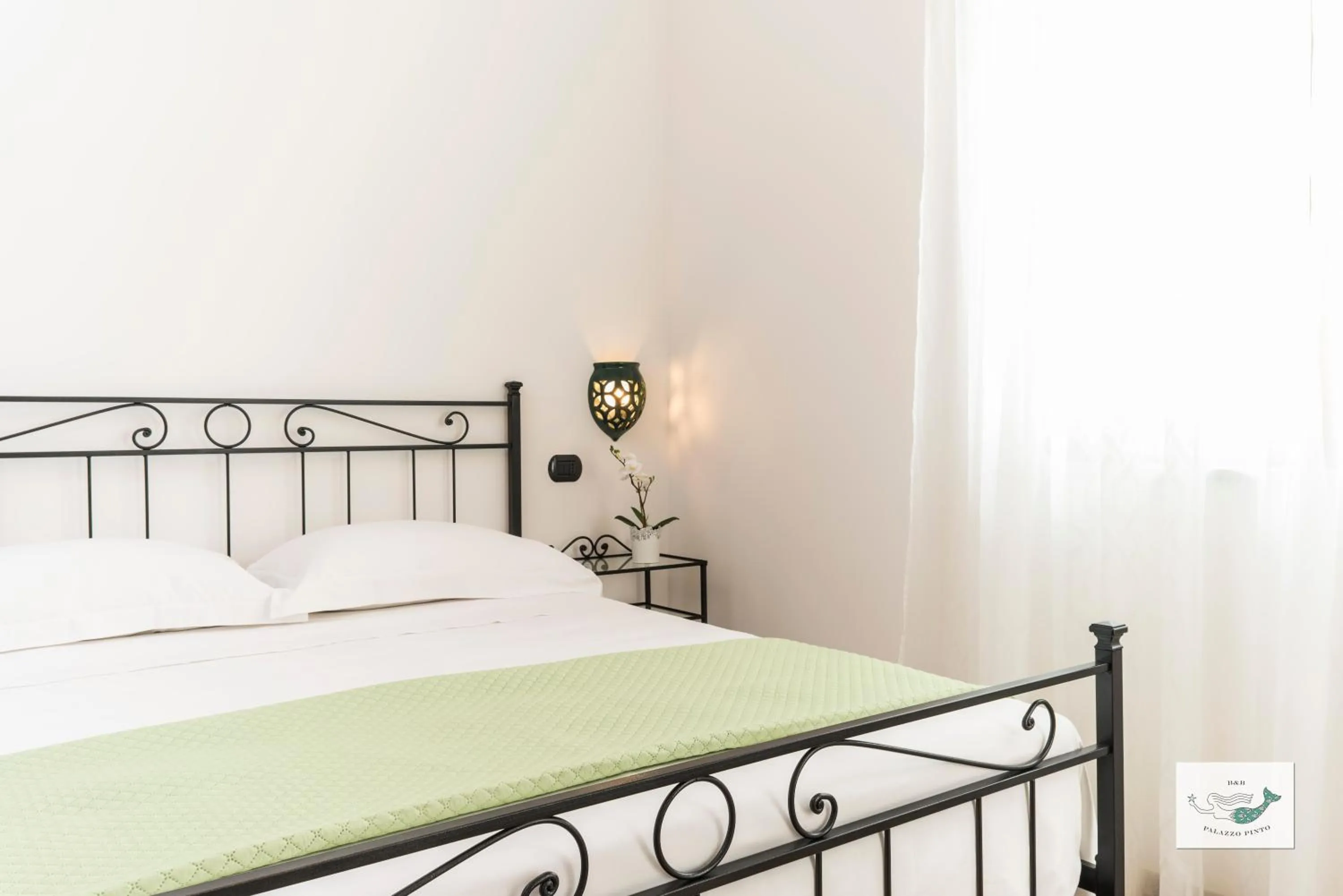 Bed in B&B Palazzo Pinto 2