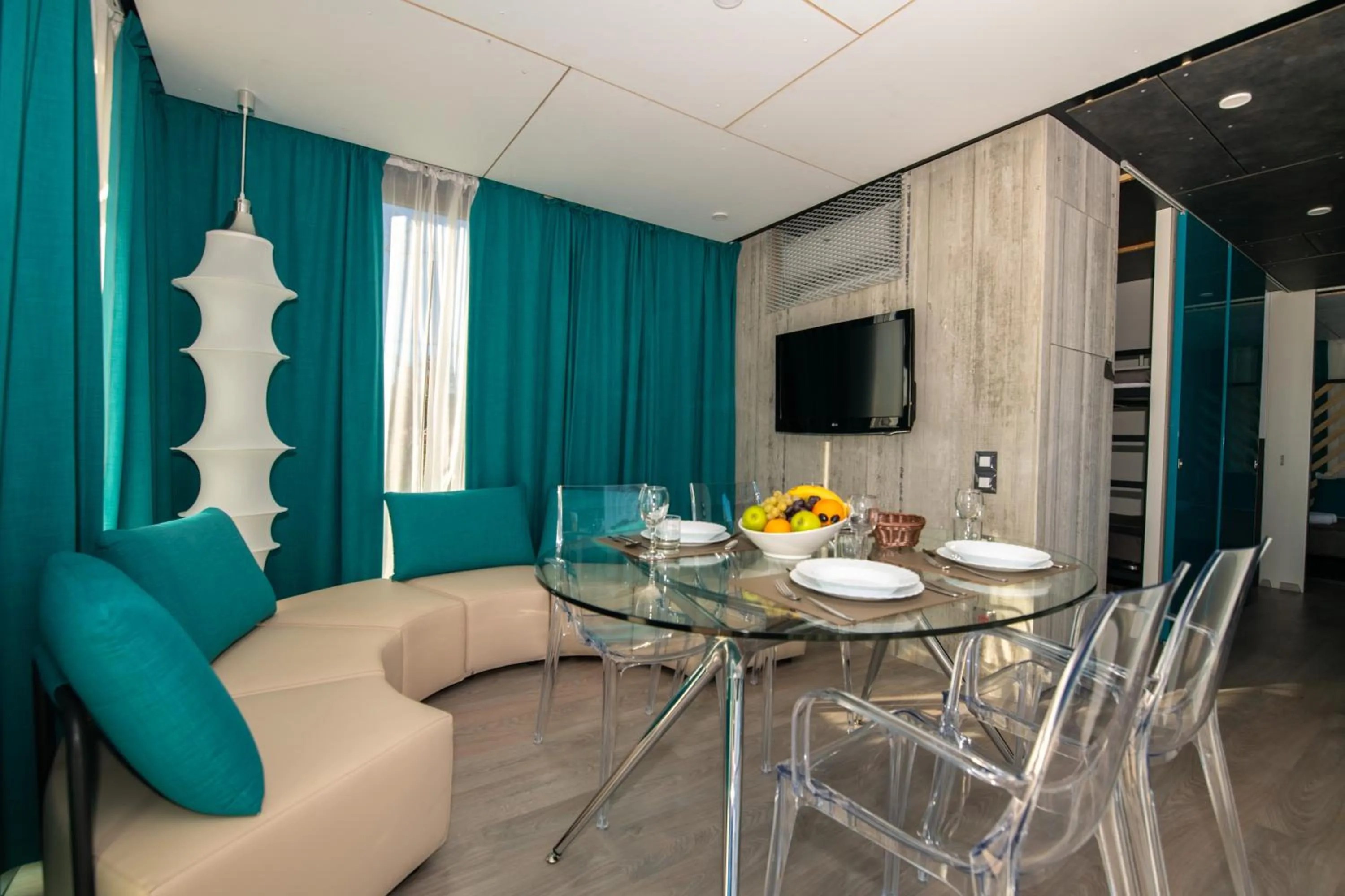 TV and multimedia in Arena Grand Kazela Camping Homes