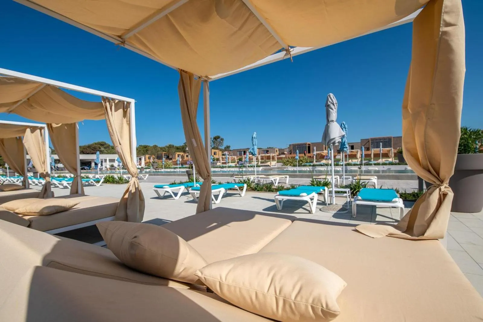 Swimming pool in Arena Grand Kazela Camping Homes