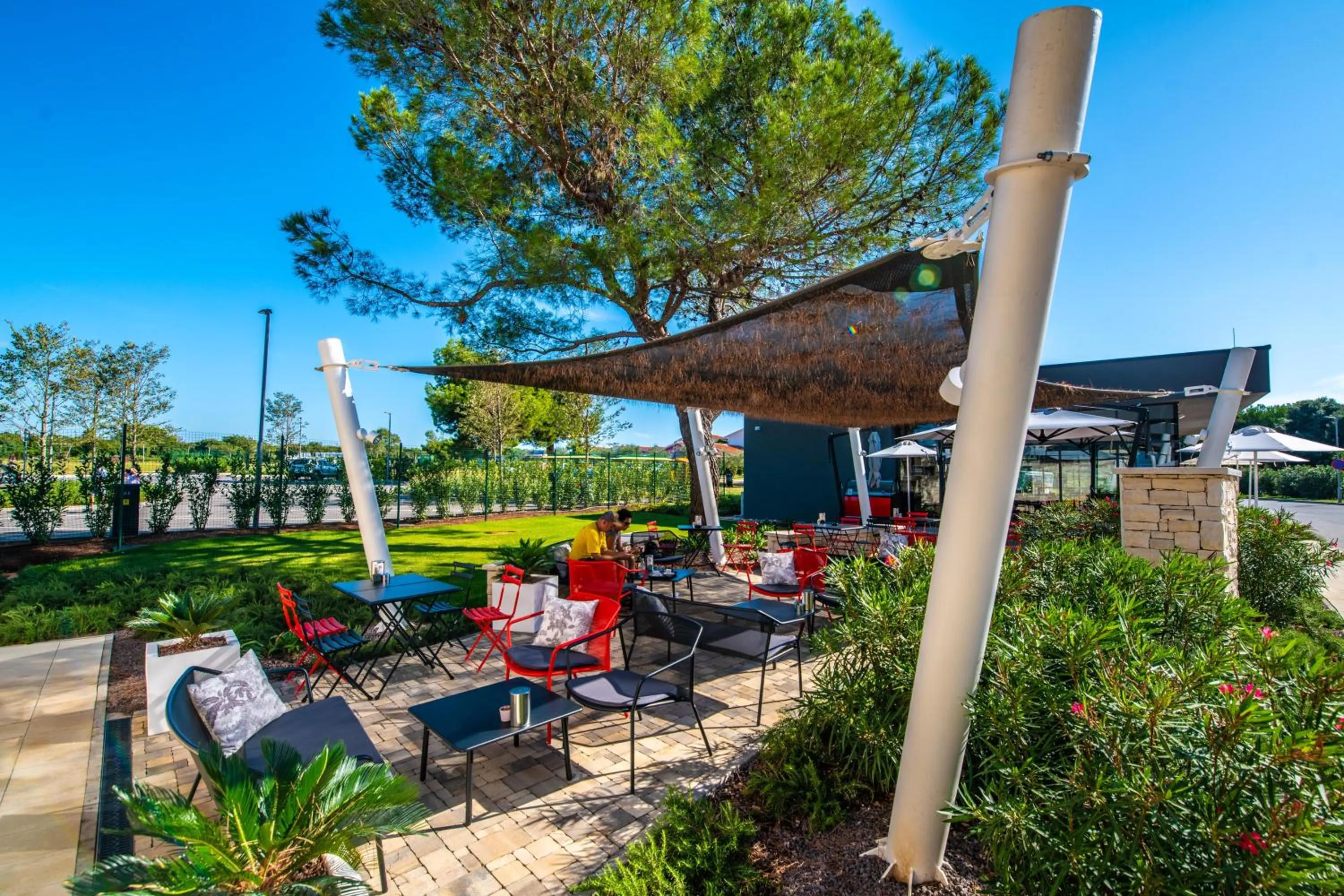 Lounge or bar in Arena Grand Kazela Camping Homes