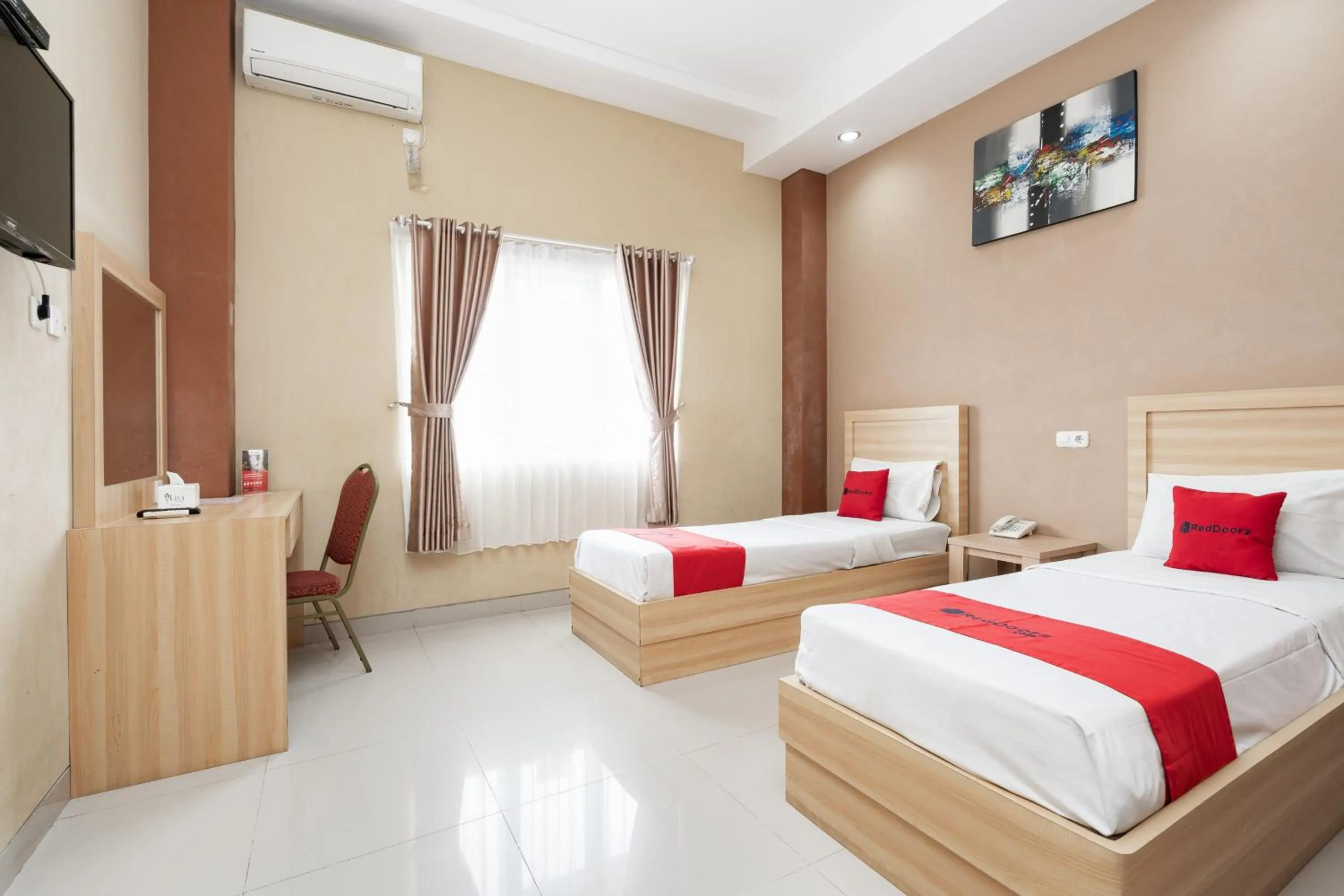 Bedroom, Bed in RedDoorz near Islamic Center Samarinda
