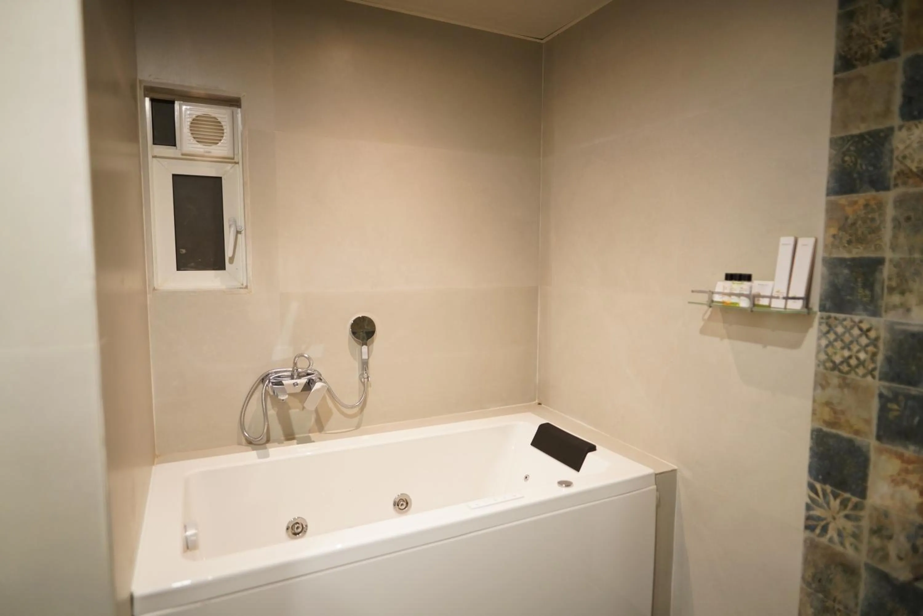 Bath in Visava Amusement Park & Resort Navi Mumbai