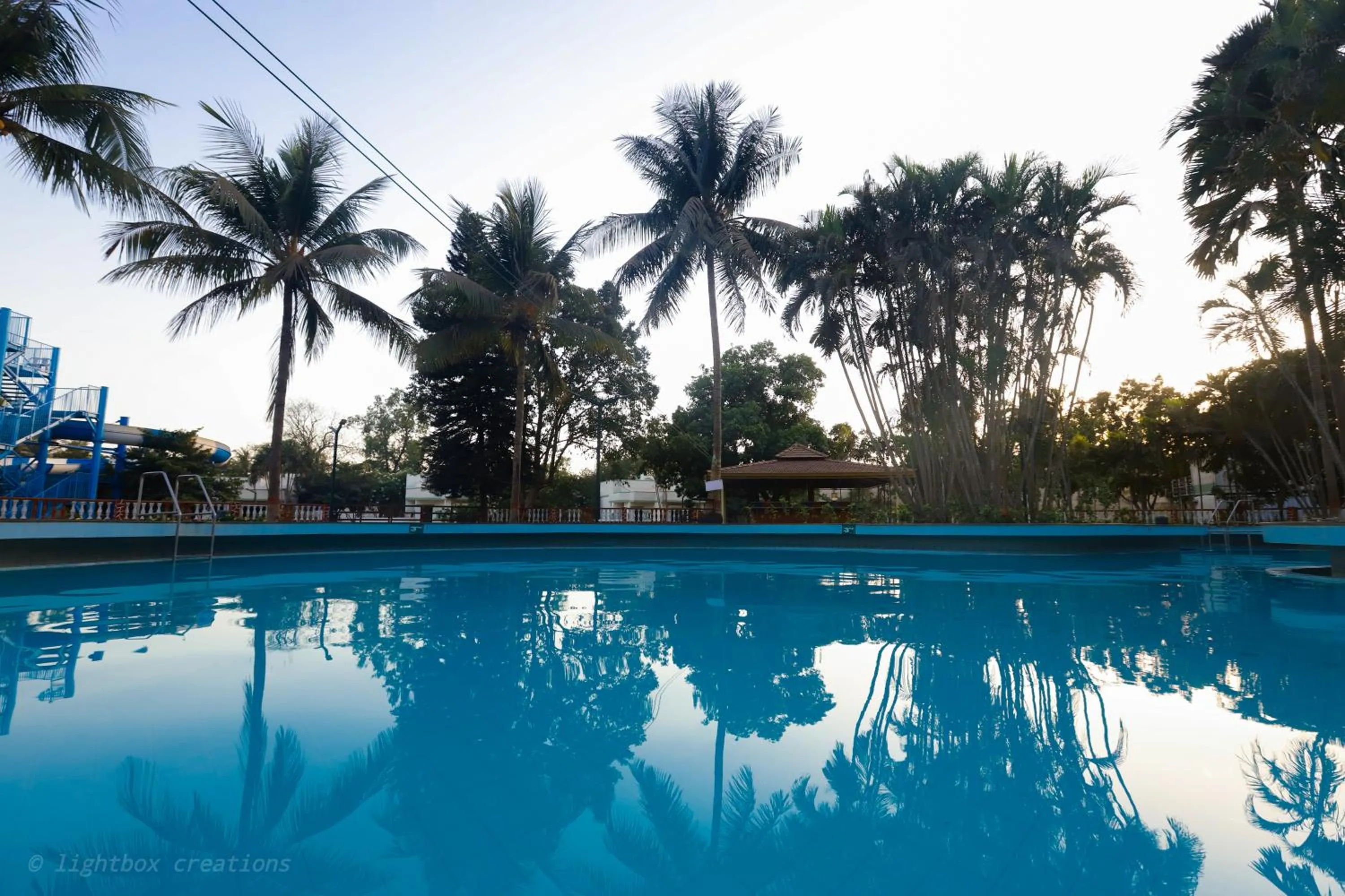 Swimming pool in Visava Amusement Park & Resort Navi Mumbai