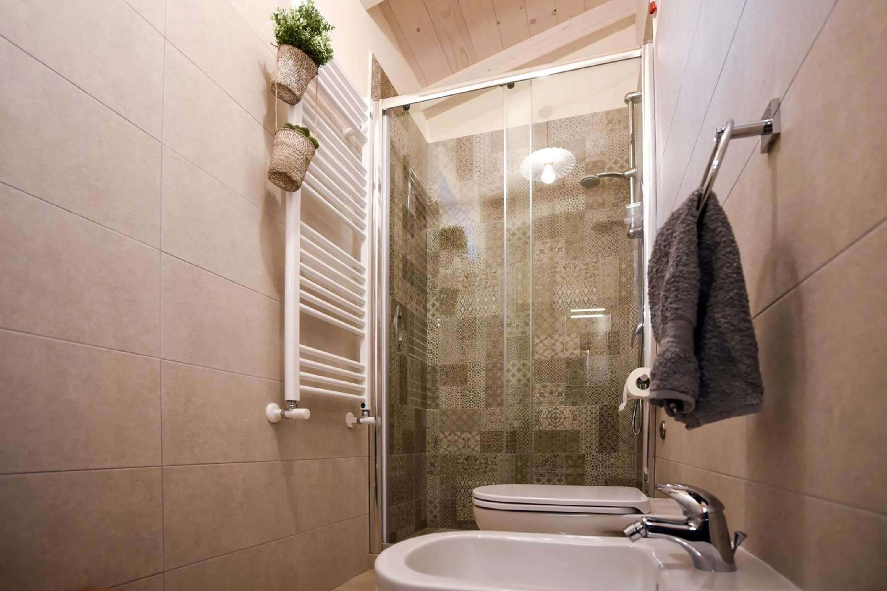 Shower in KAPSOTT B&B