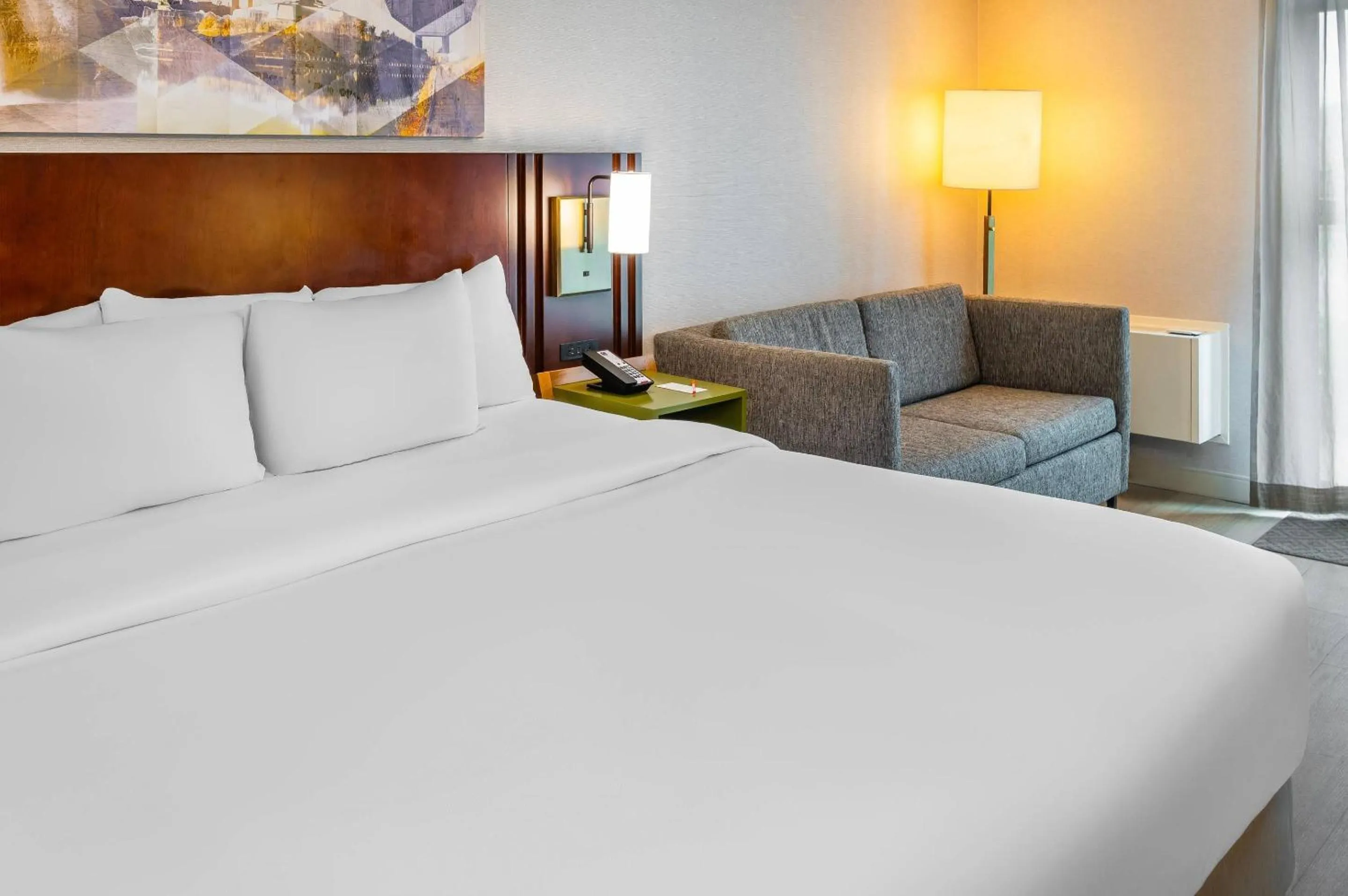 Bedroom, Bed in Comfort Inn East