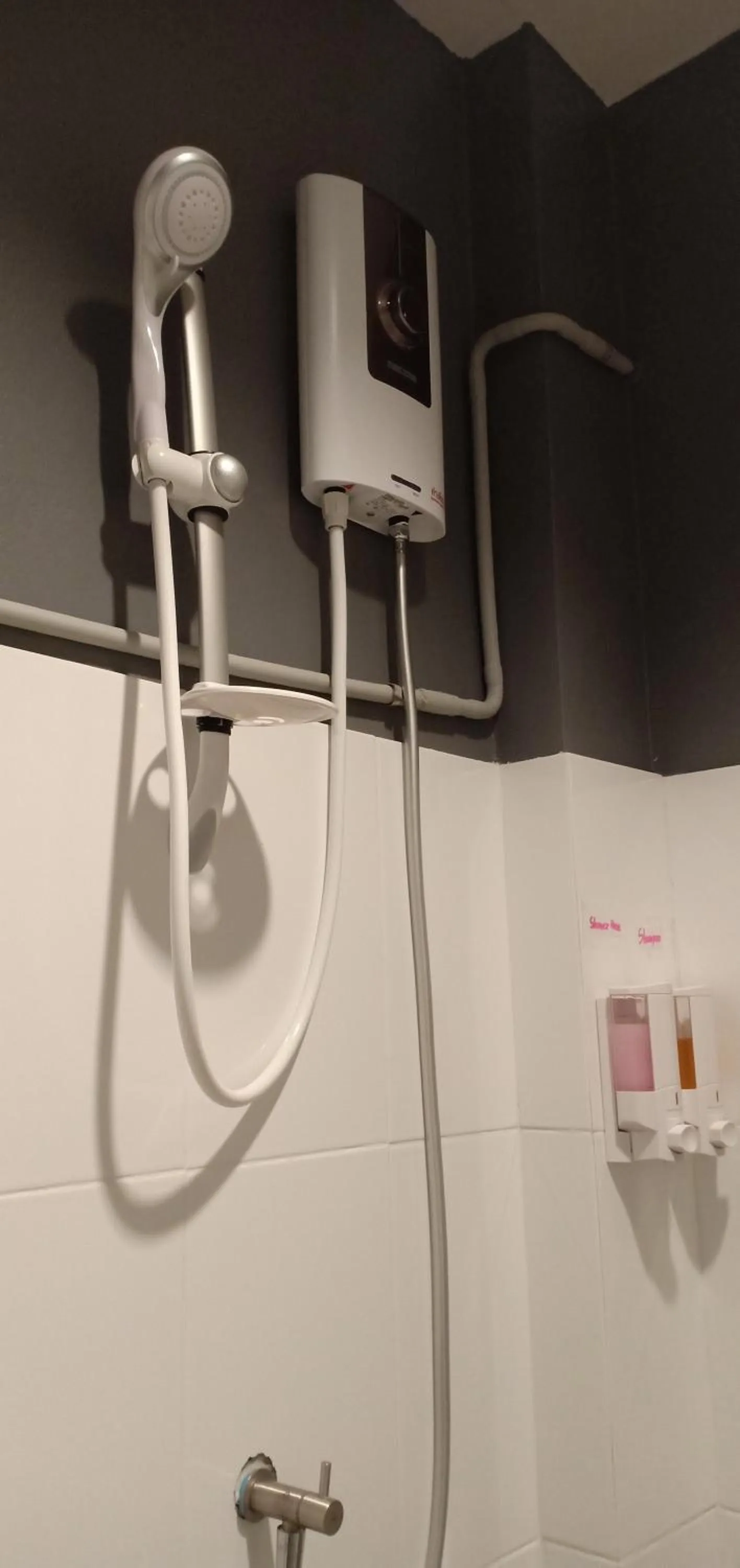 Chaweng best hotel and hostel samui