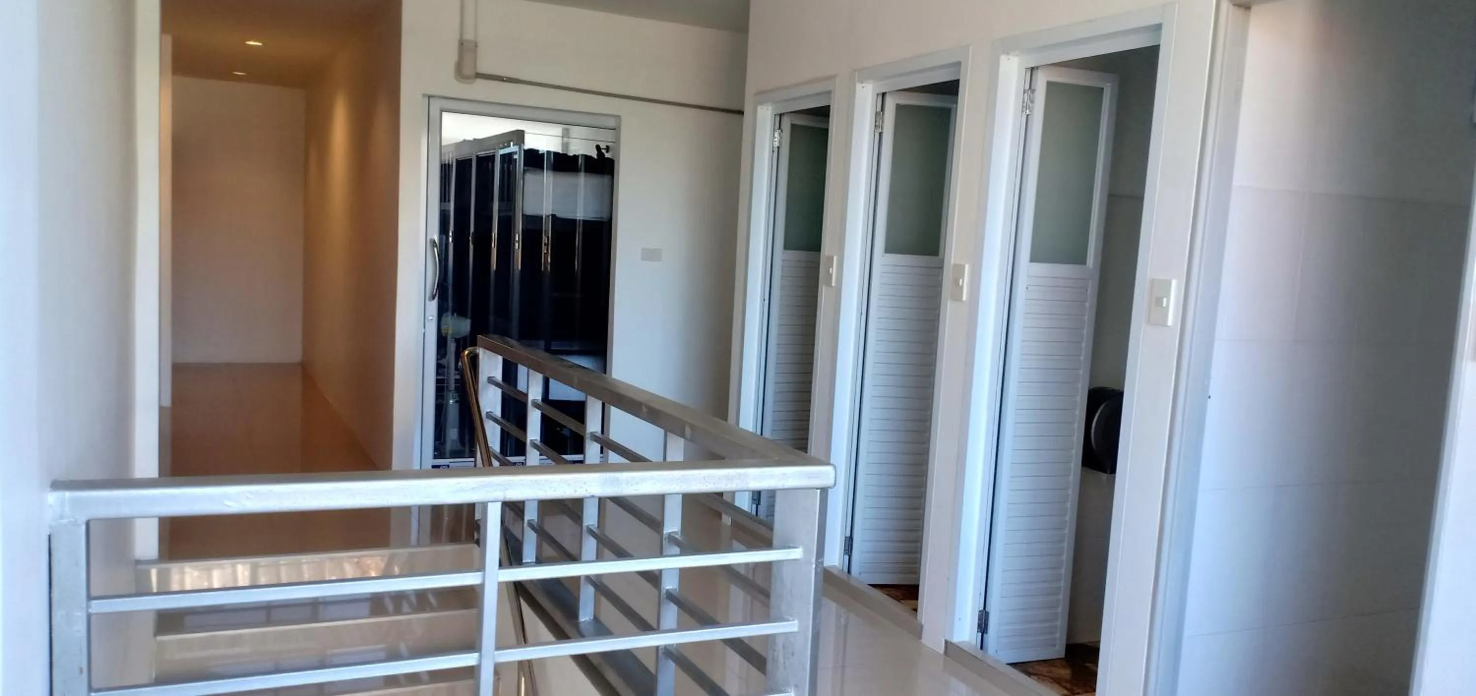 Chaweng best hotel and hostel samui