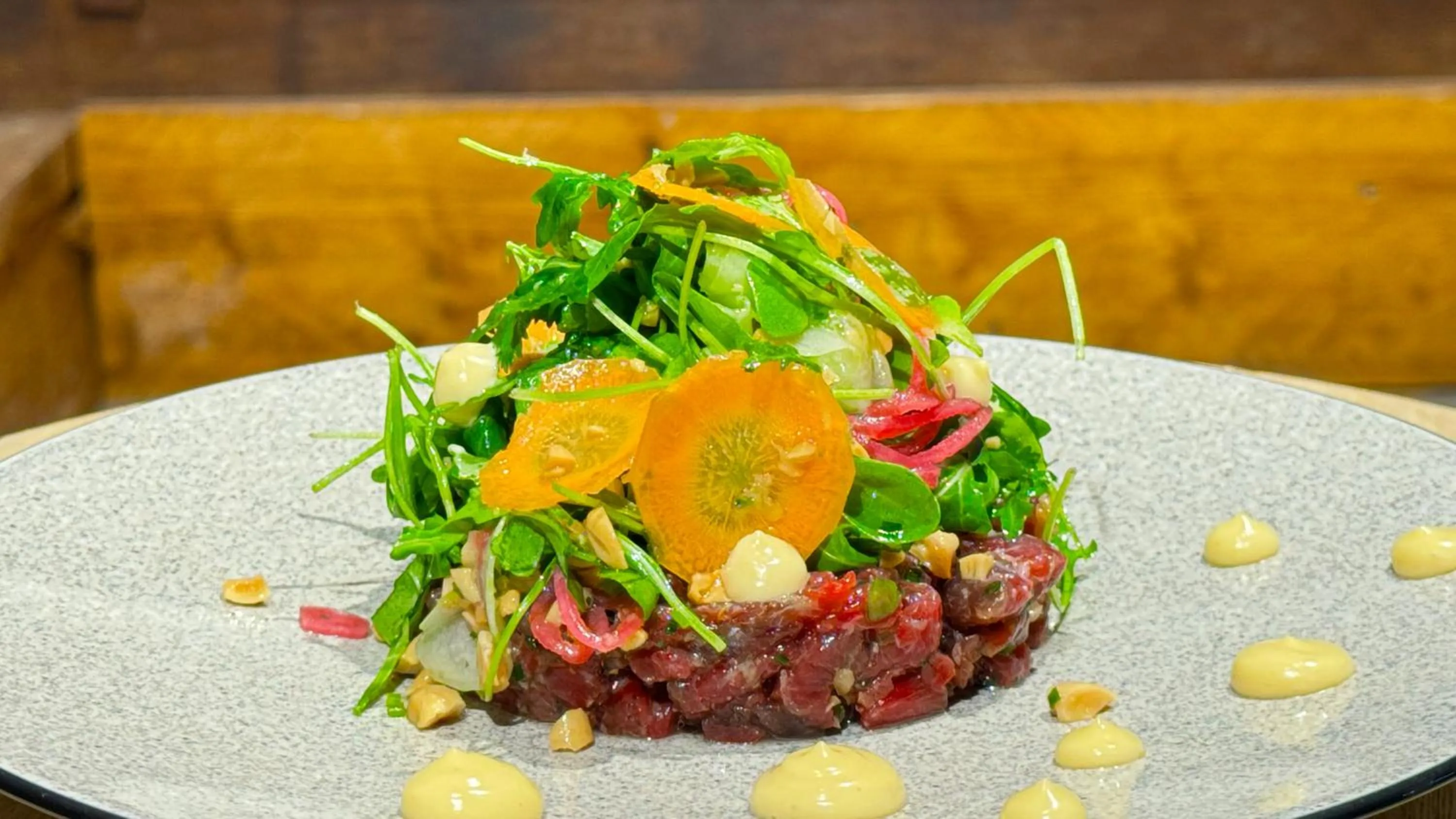 Restaurant/places to eat in La Maison Verneuil