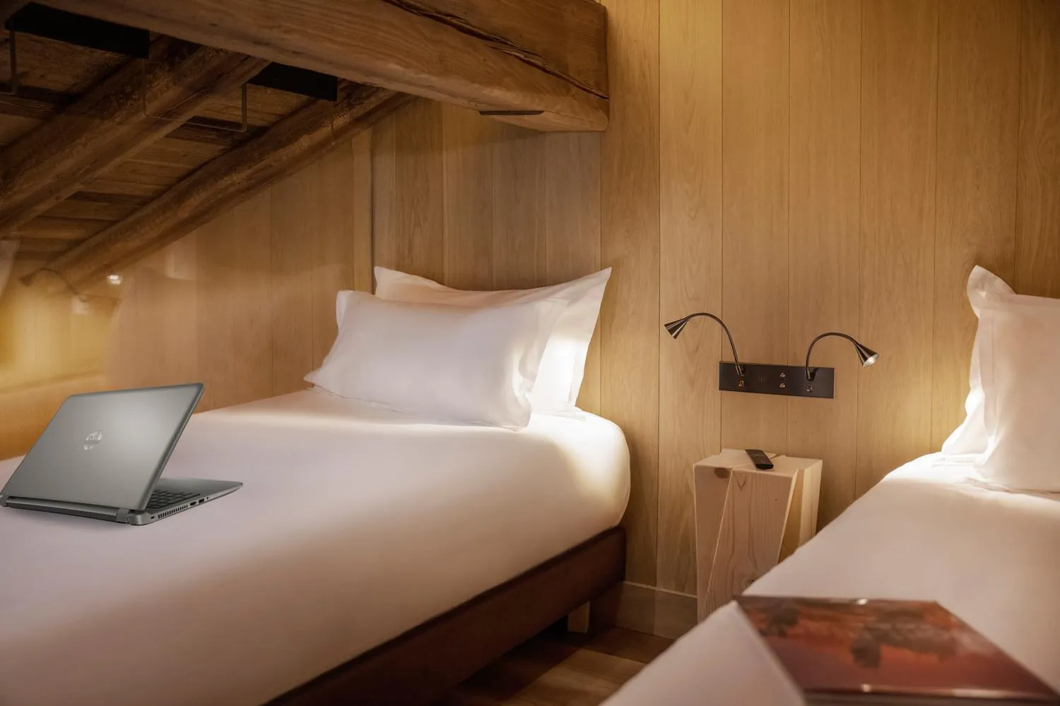 Bedroom, Bed in Armancette - The Leading Hotels of the World