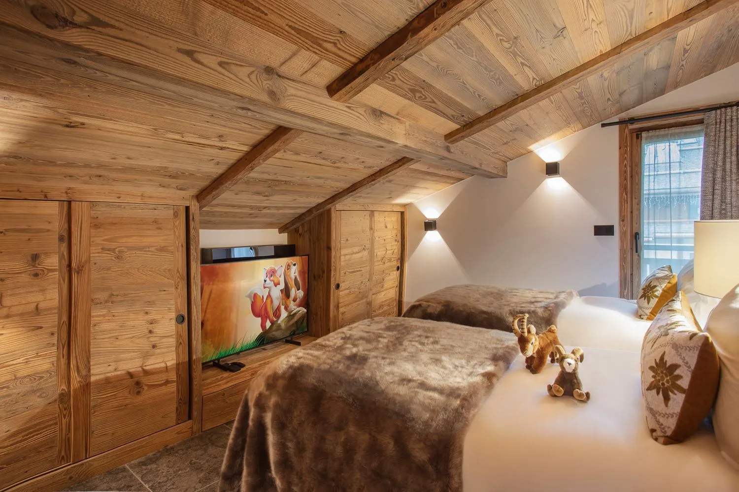 Photo of the whole room, Bed in Armancette - The Leading Hotels of the World