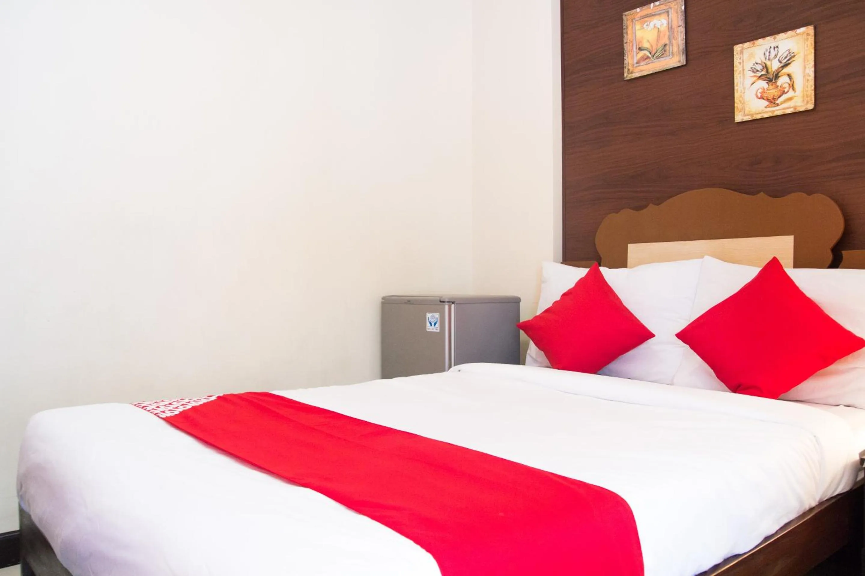 Bedroom in OYO 153 Espacio de Clarita Hometel