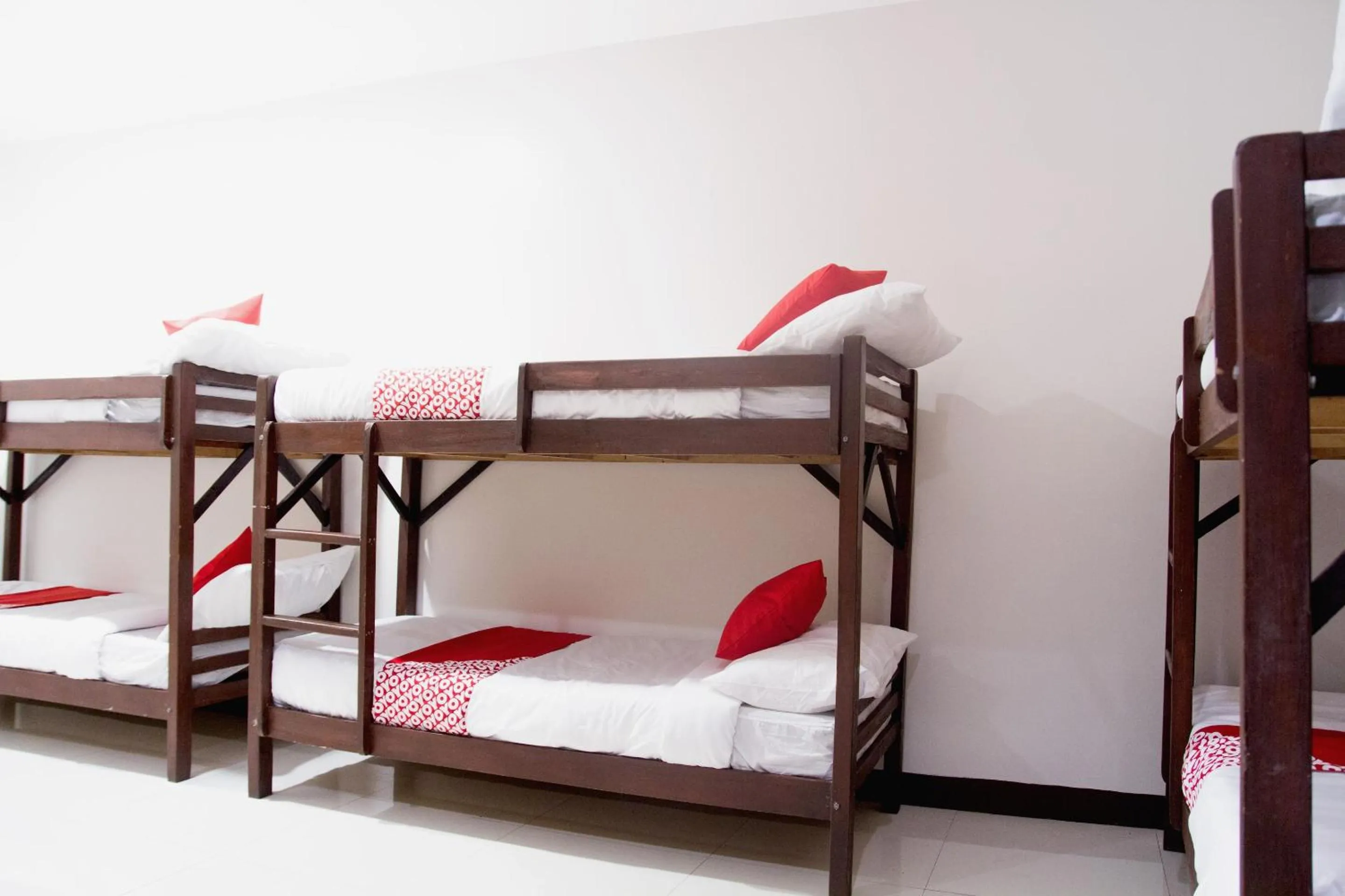 Bedroom in OYO 153 Espacio de Clarita Hometel