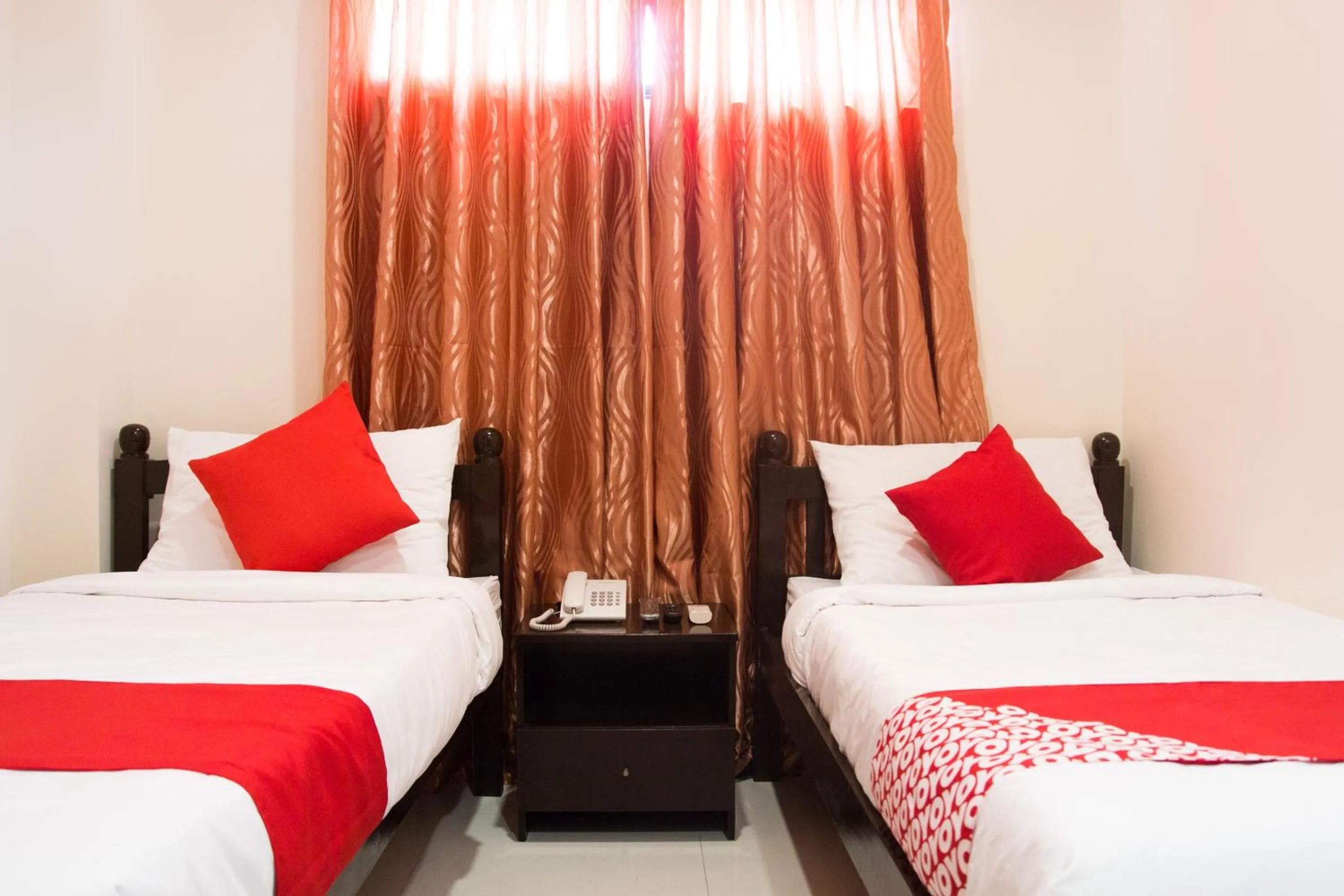 Bedroom in OYO 153 Espacio de Clarita Hometel