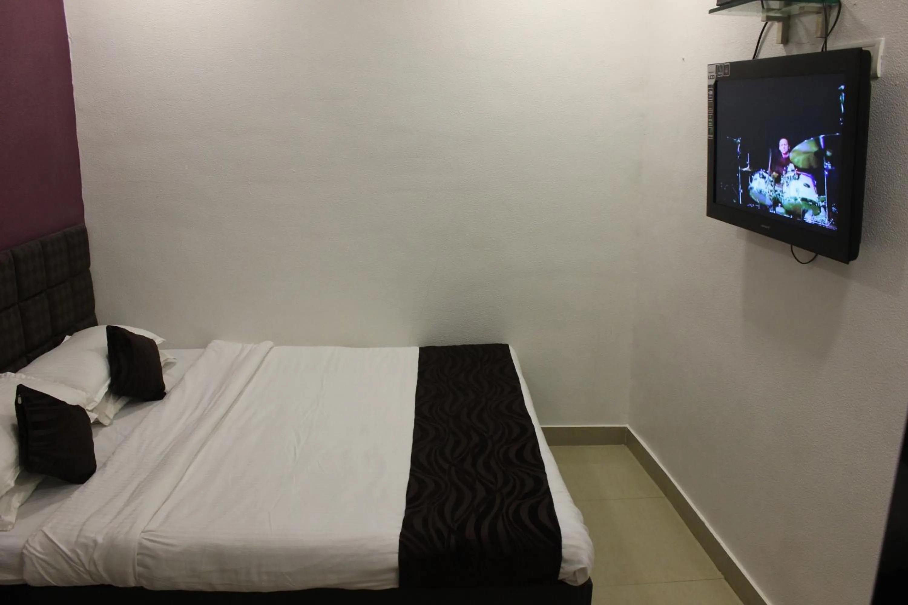 Bed in Hotel Fortune