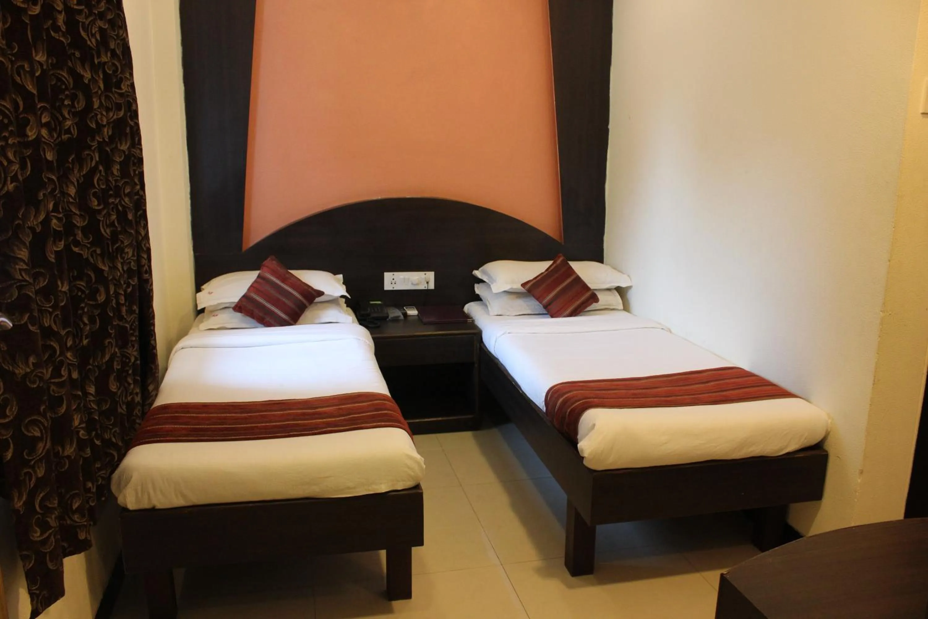 Photo of the whole room, Bed in Hotel Fortune