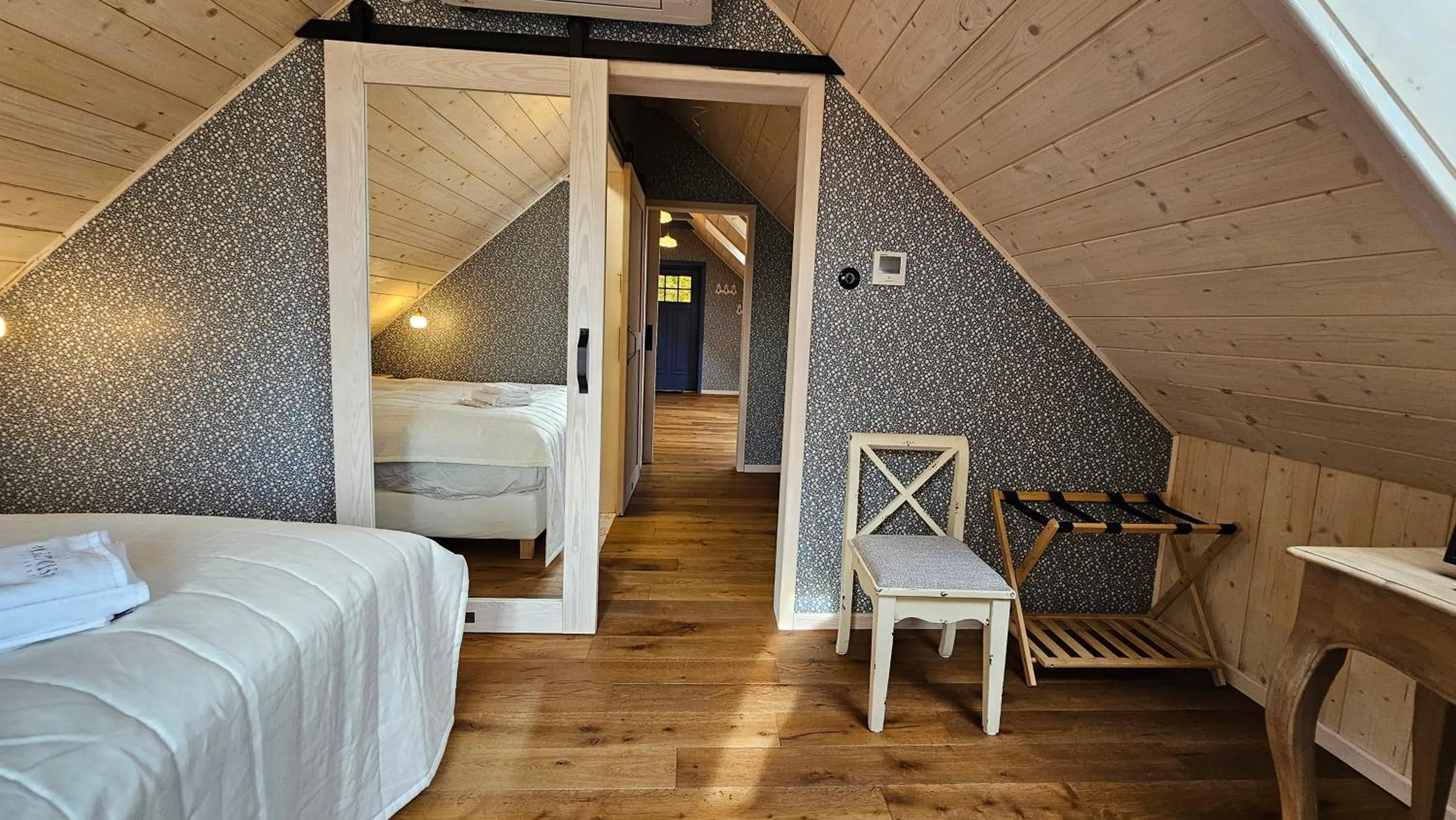 Bedroom, Bed in Stoczek 1929