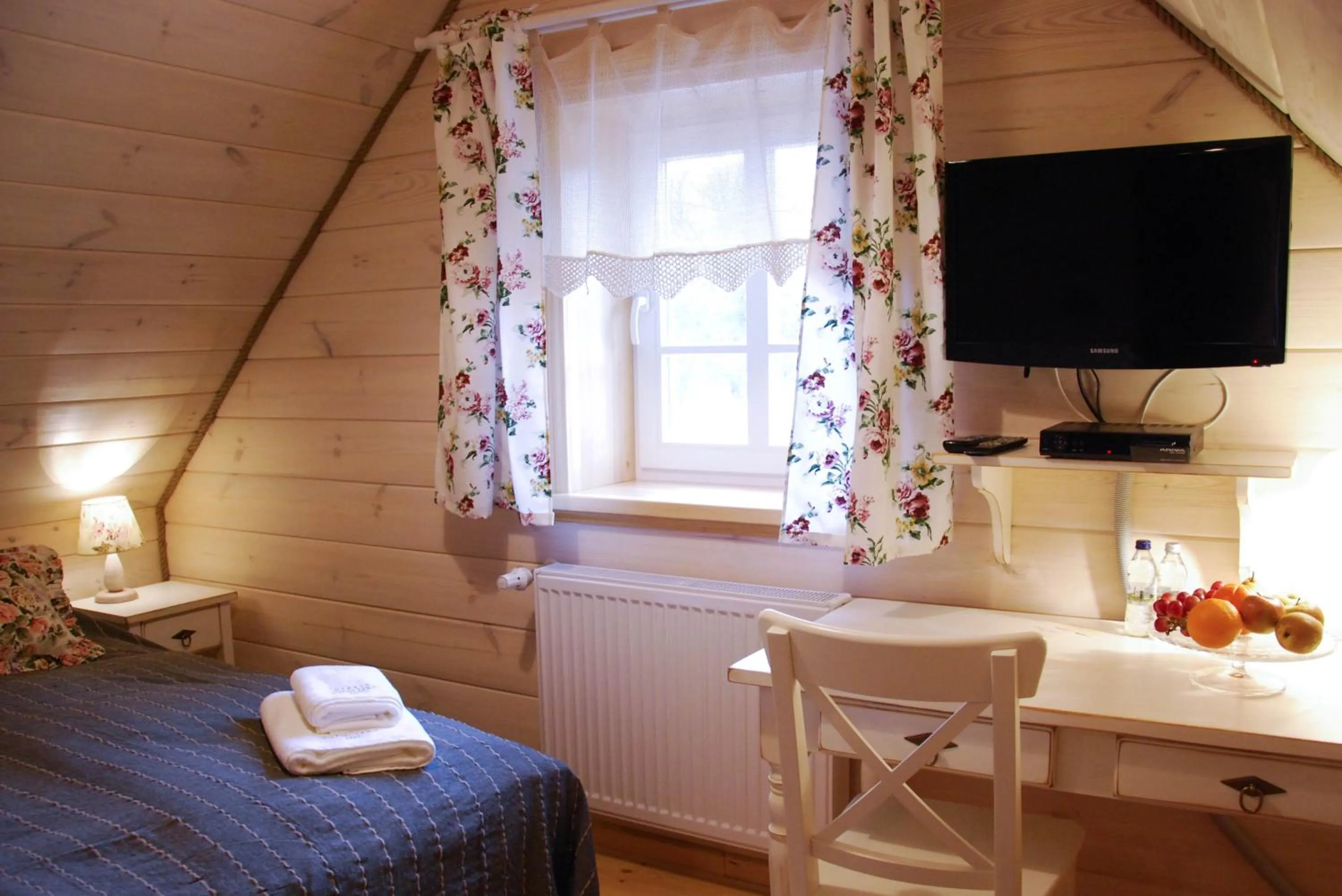 Photo of the whole room, Bed in Stoczek 1929