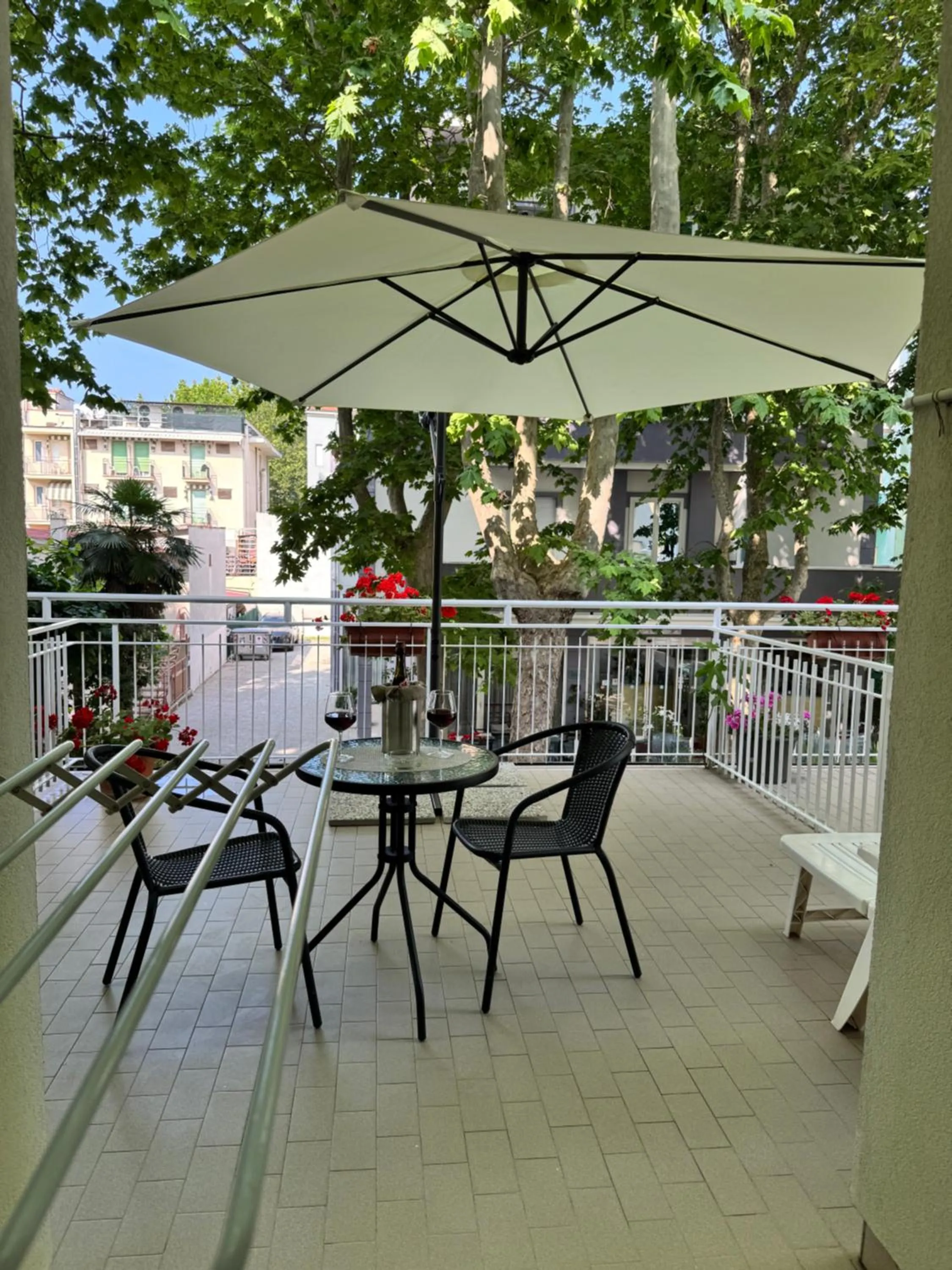 Balcony/Terrace in Blue Hotel