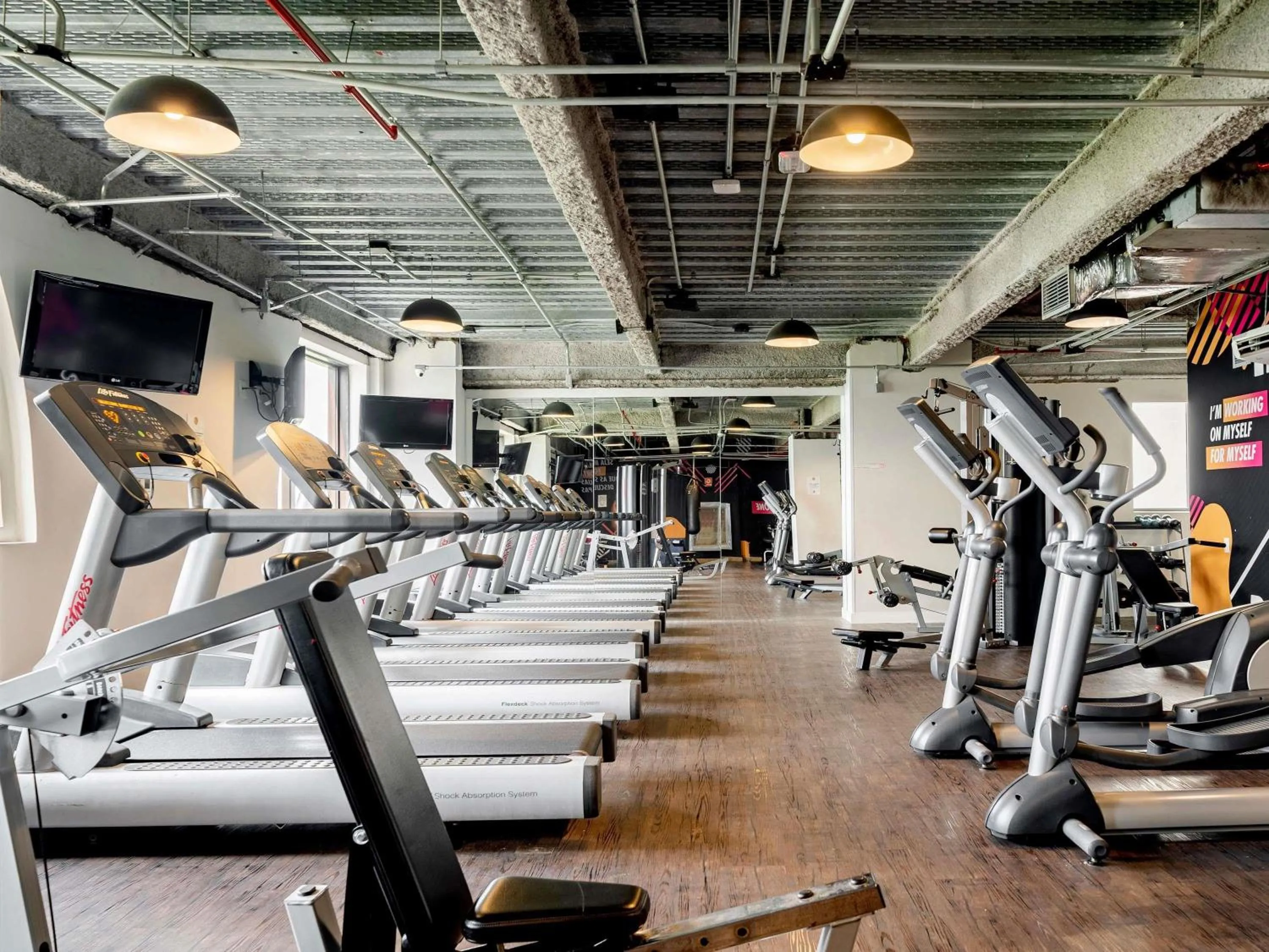 Fitness centre/facilities in Pullman Sao Paulo Guarulhos Airport