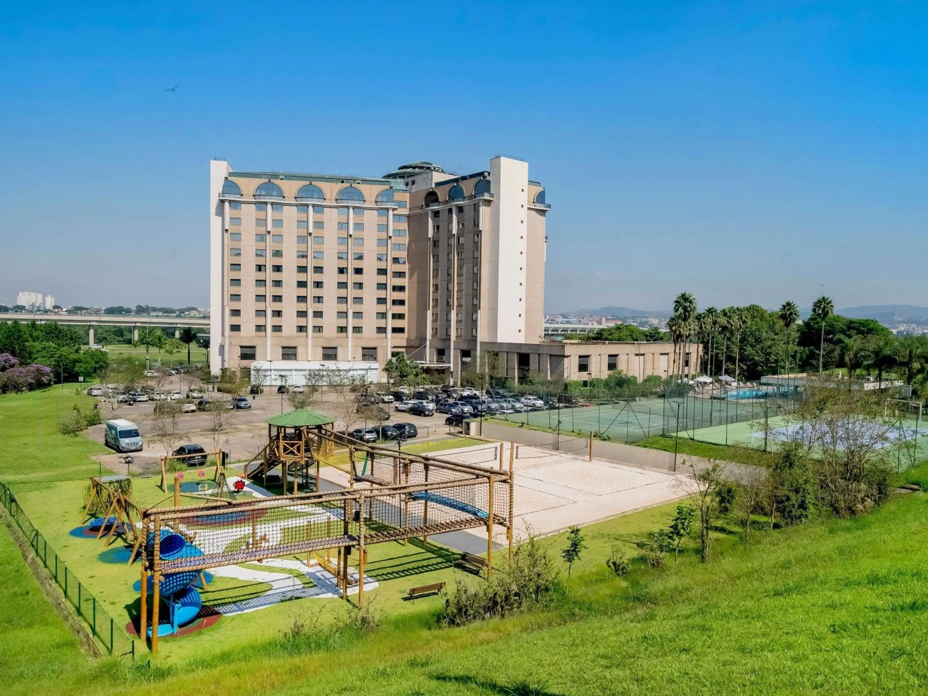 Property building in Pullman Sao Paulo Guarulhos Airport