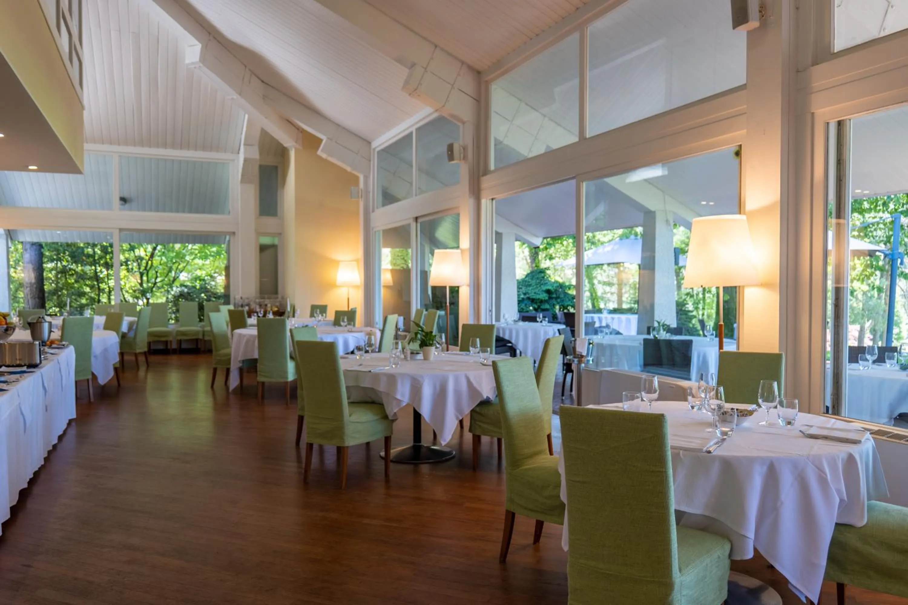 Restaurant/places to eat in Golf Hotel La Pinetina