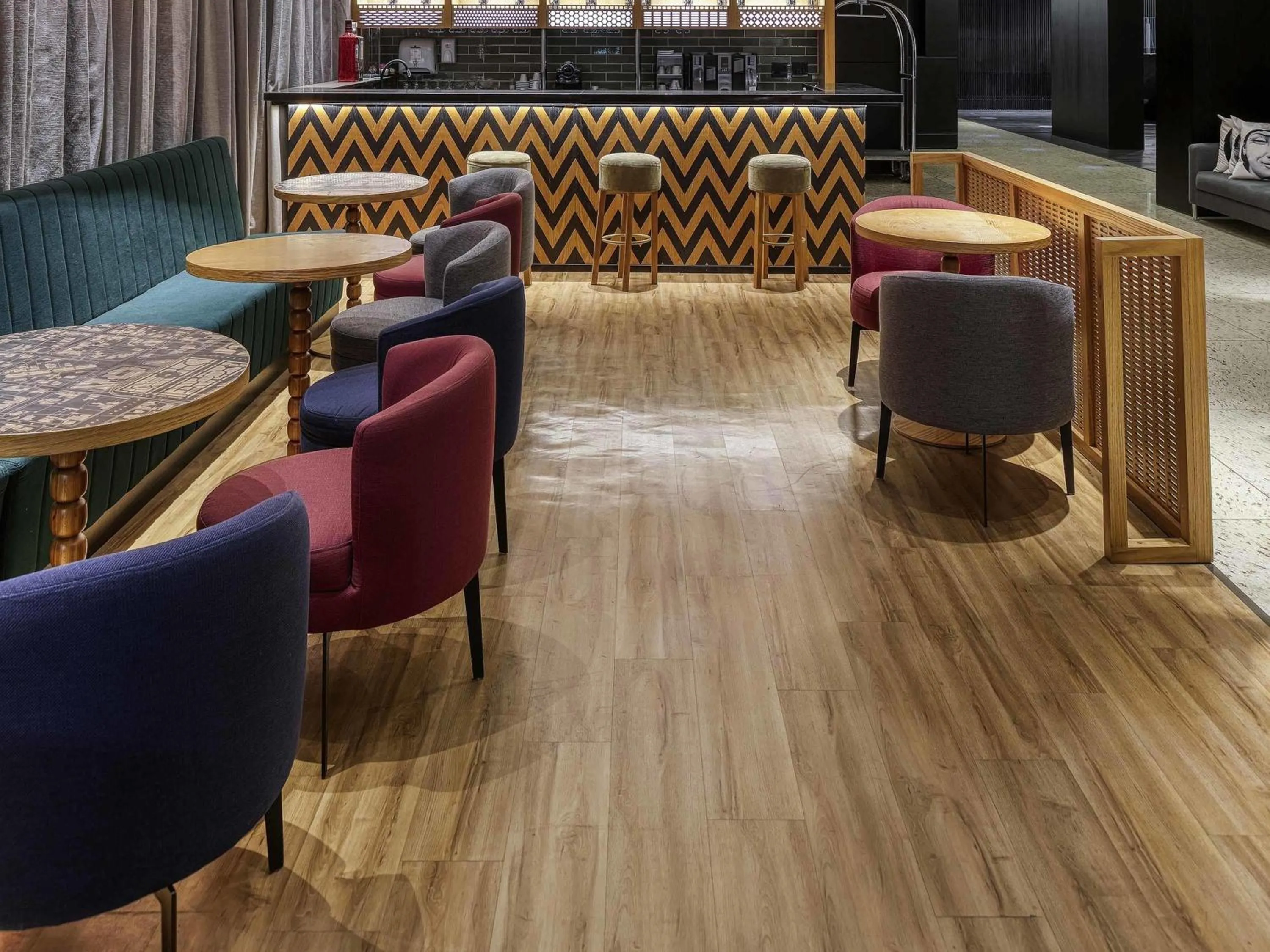 Lounge or bar in Caesar Business Belo Horizonte Belvedere