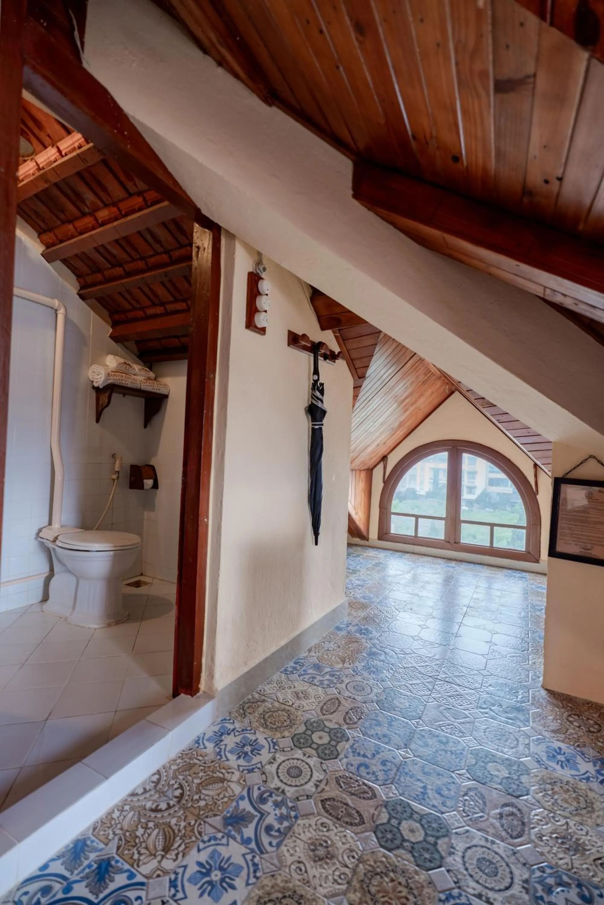 Toilet in Saphir Dalat Hotel